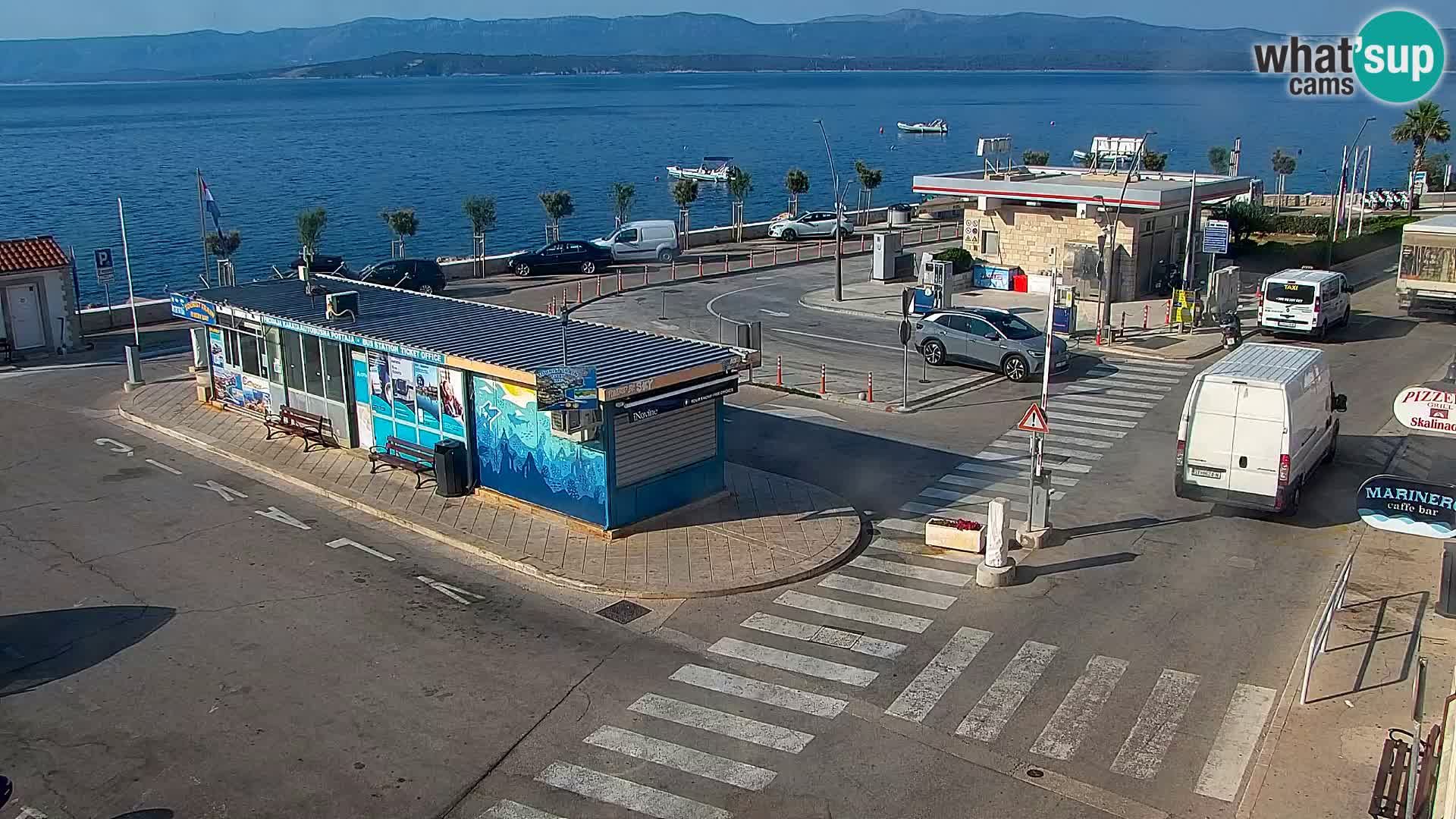 Webcam Bol Centro e Marina – Vista live dal porto di Bol