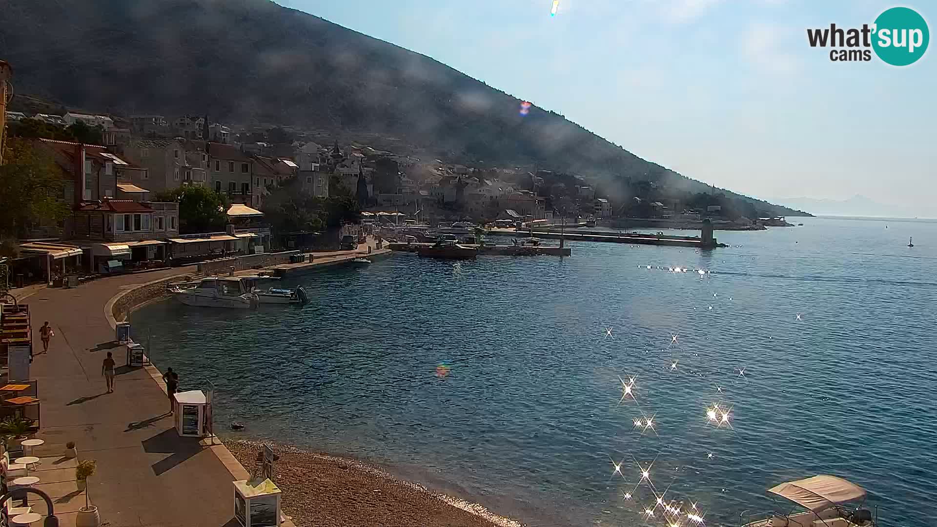Webcam Bol Hafen & Ortszentrum – Liveblick aus Bol auf der Insel Brač