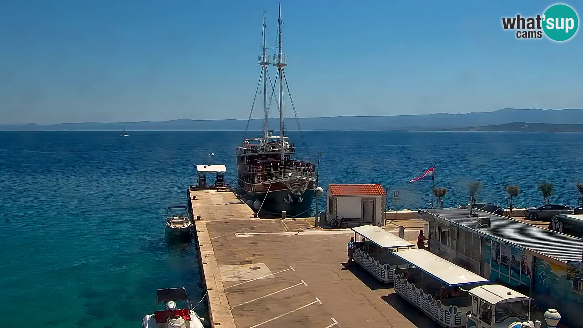 Webcam Bol Hafen & Ortszentrum – Liveblick aus Bol auf der Insel Brač