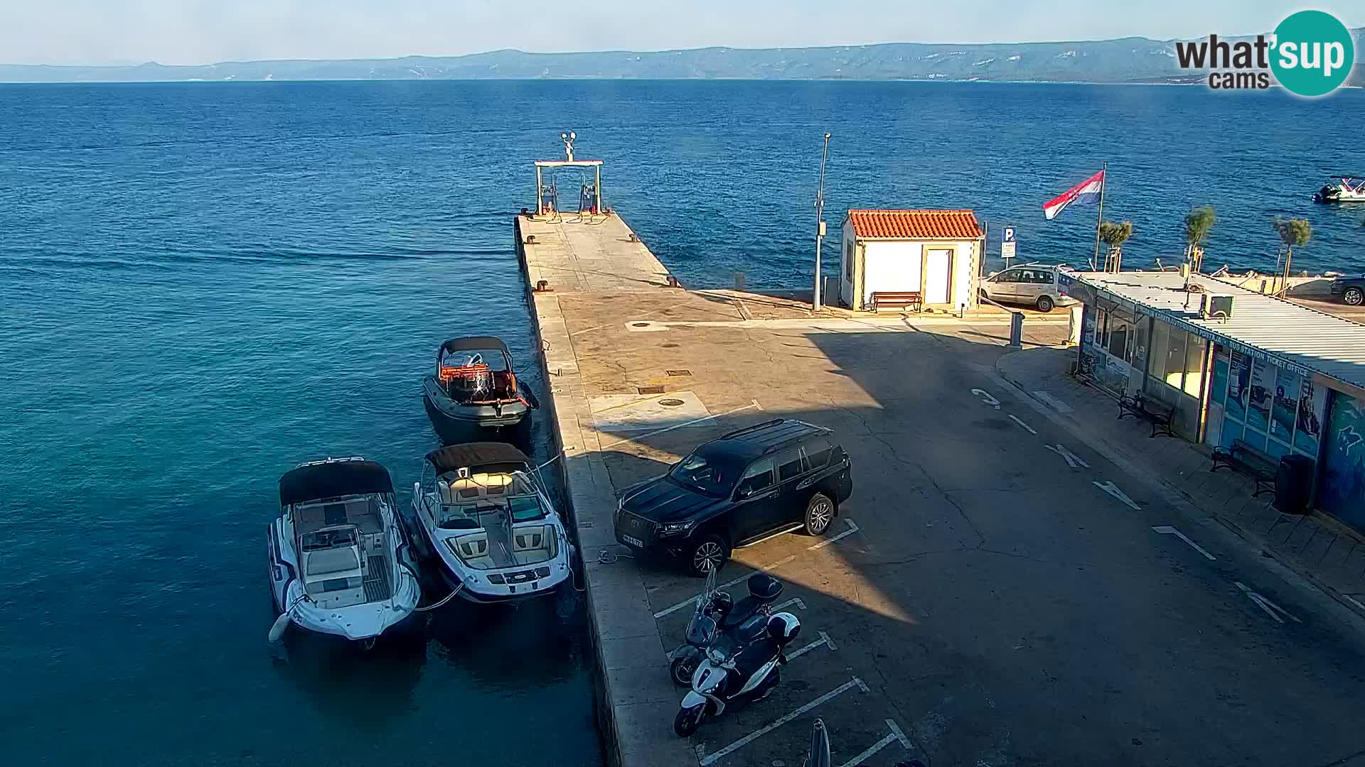 Webcam Bol Town Center & Marina – Live View from Bol, Brač