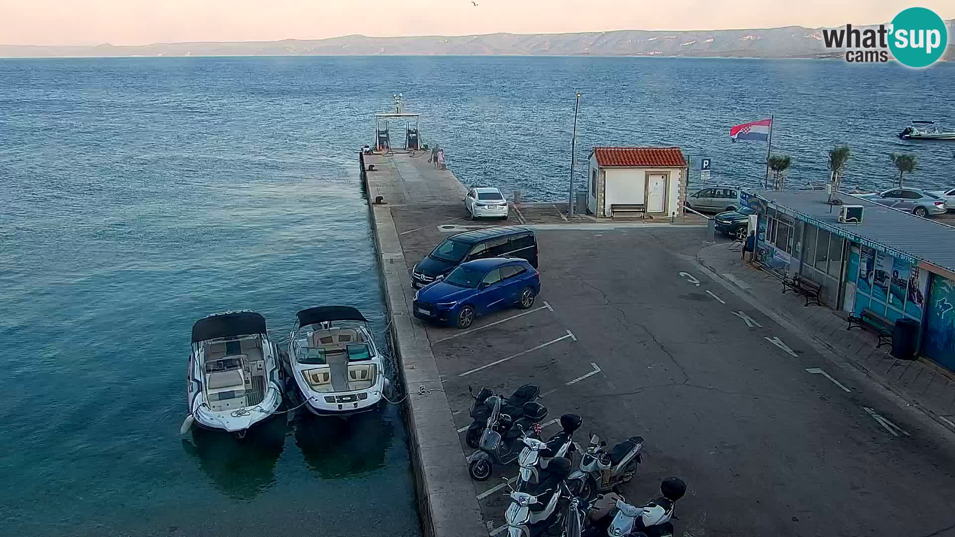 Webcam Bol Centre-Ville & Marina – Vue en direct depuis Bol, île de Brač