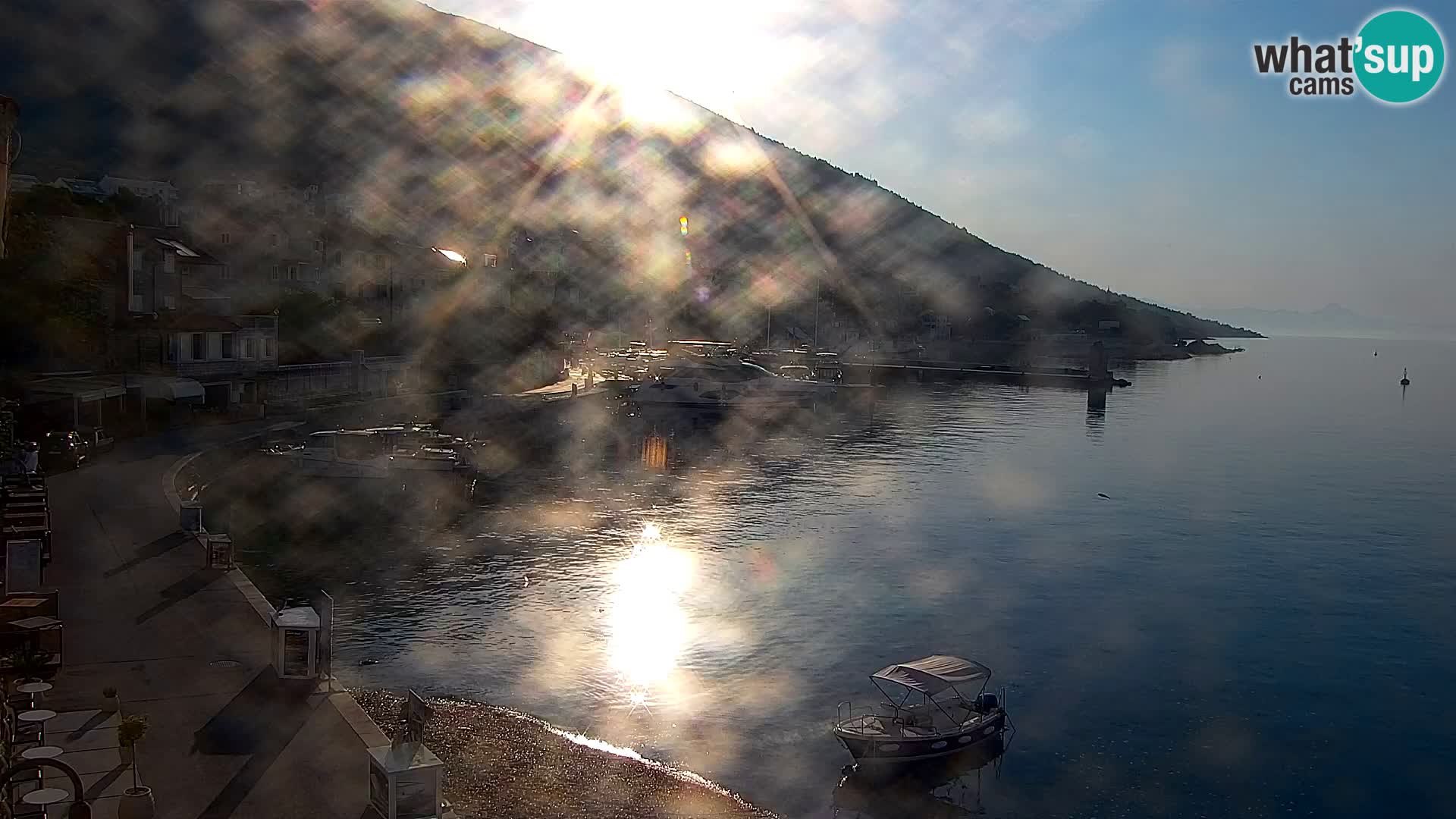 Webcam Bol Hafen & Ortszentrum – Liveblick aus Bol auf der Insel Brač