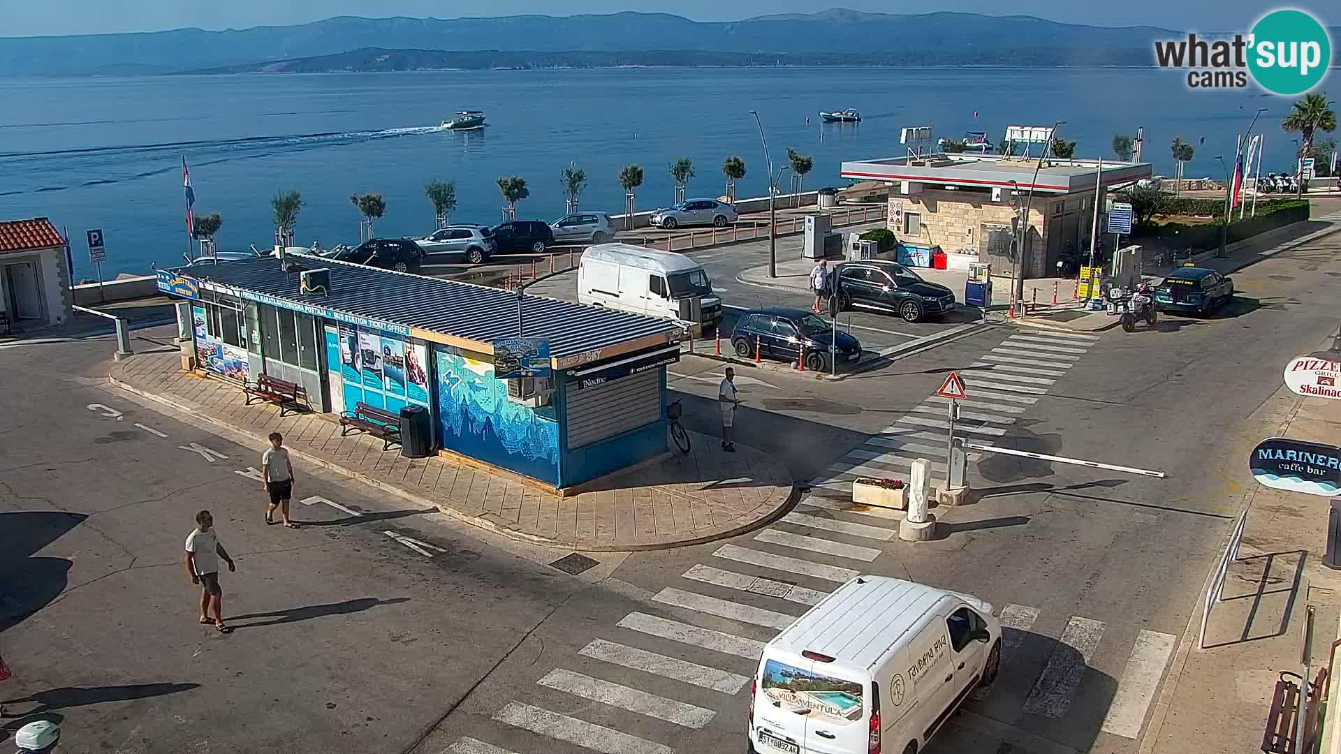 Webcam Bol Centro e Marina – Vista live dal porto di Bol