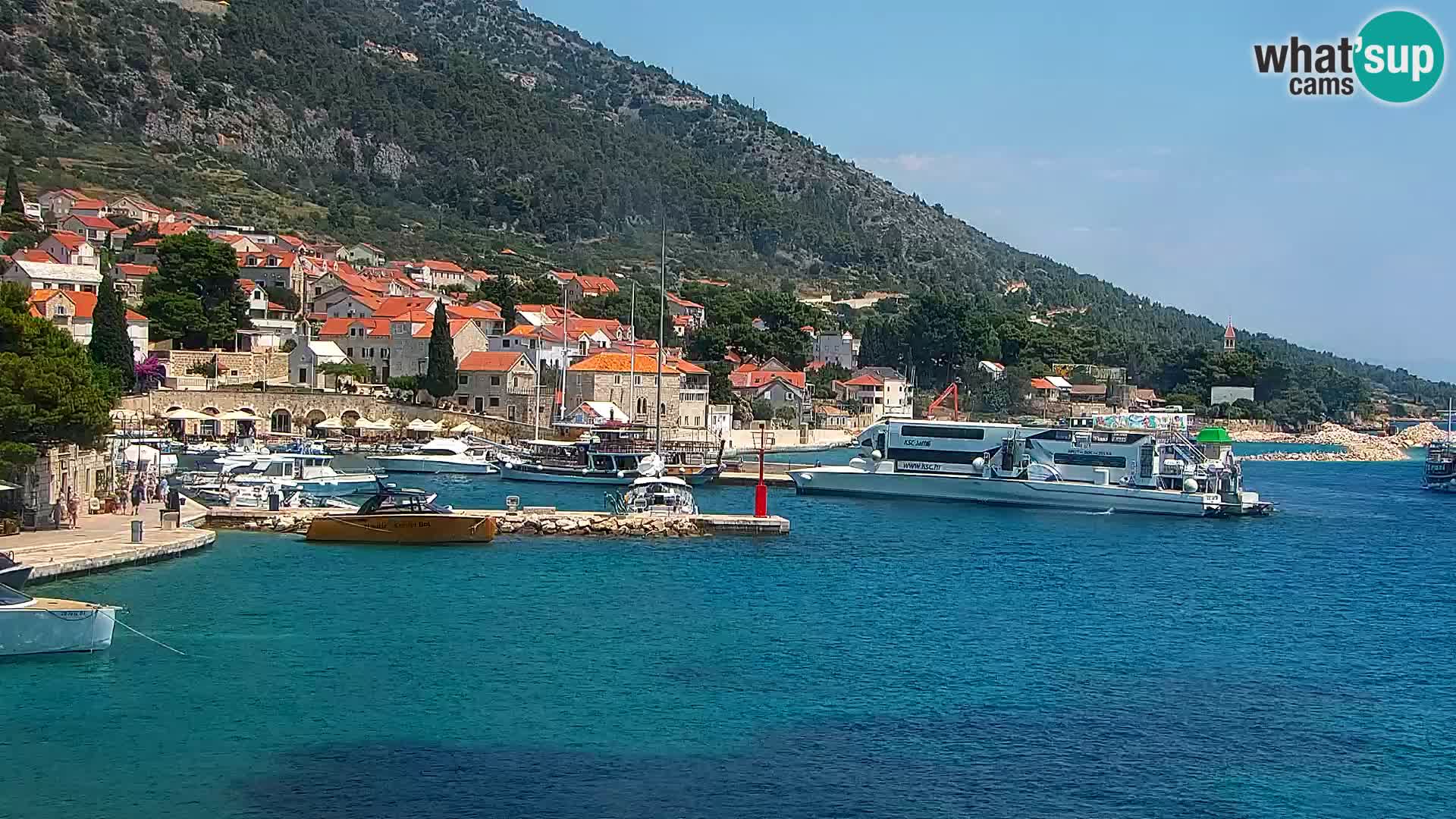 Webcam Bol Hafen & Ortszentrum – Liveblick aus Bol auf der Insel Brač