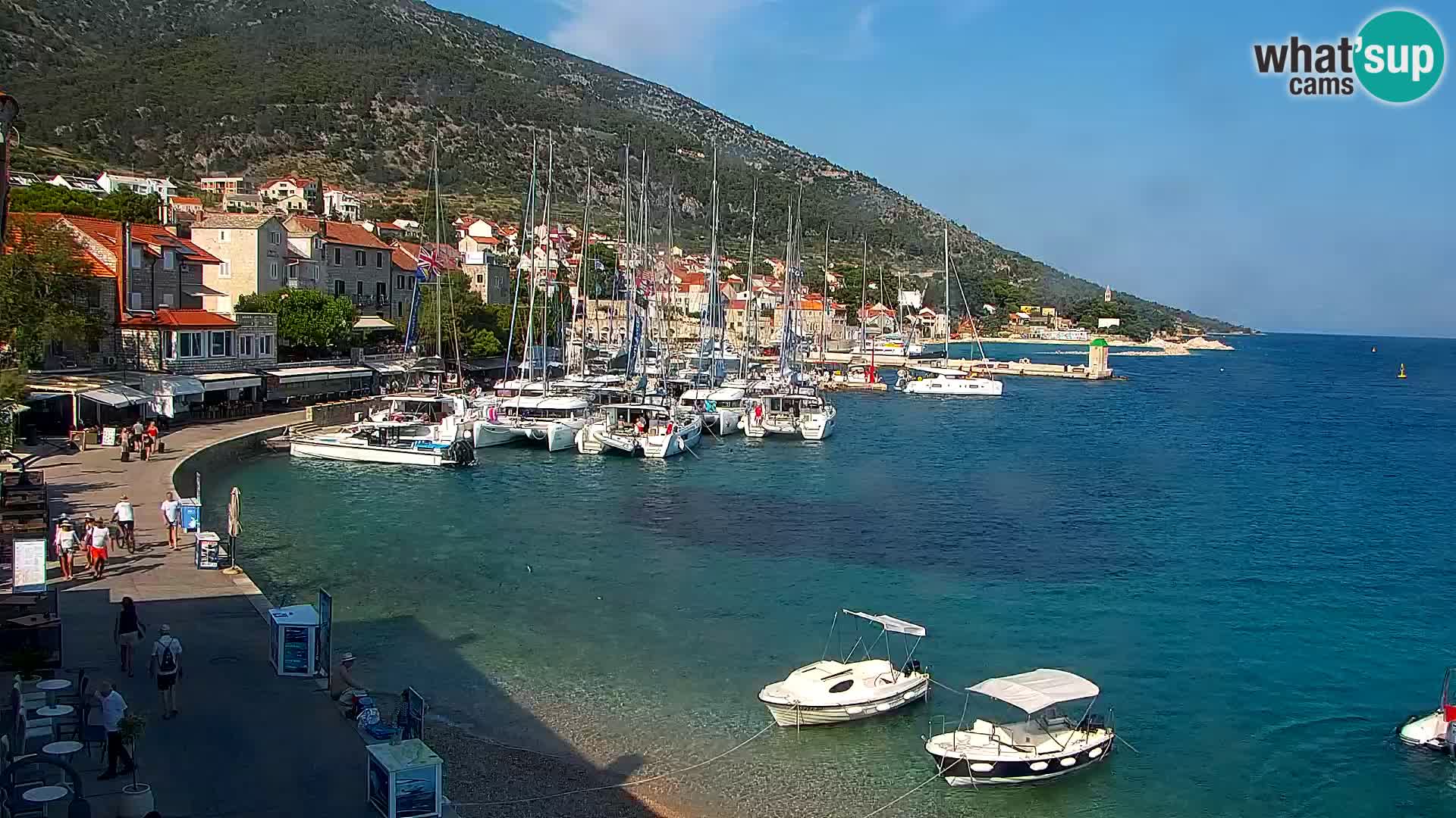 Webcam Bol Town Center & Marina – Live View from Bol, Brač