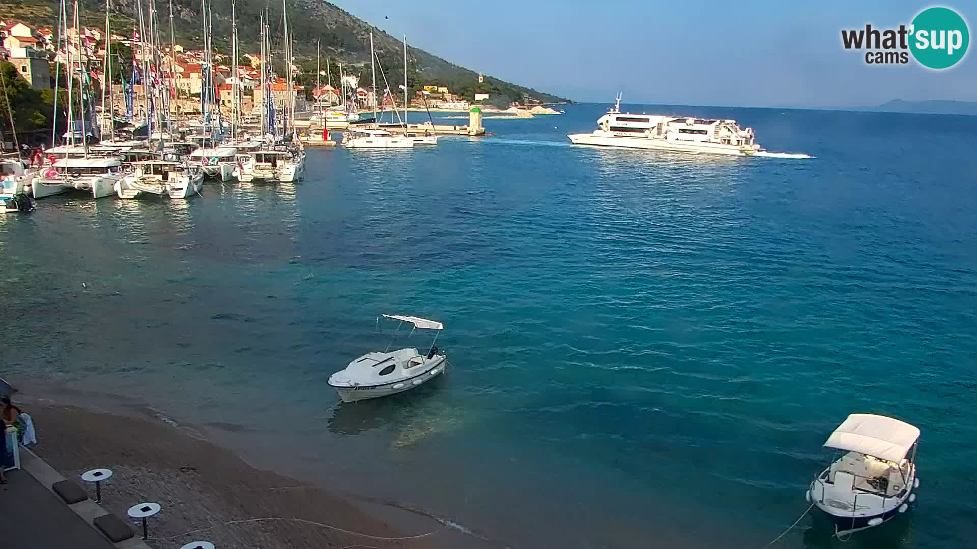 Webcam Bol Town Center & Marina – Live View from Bol, Brač