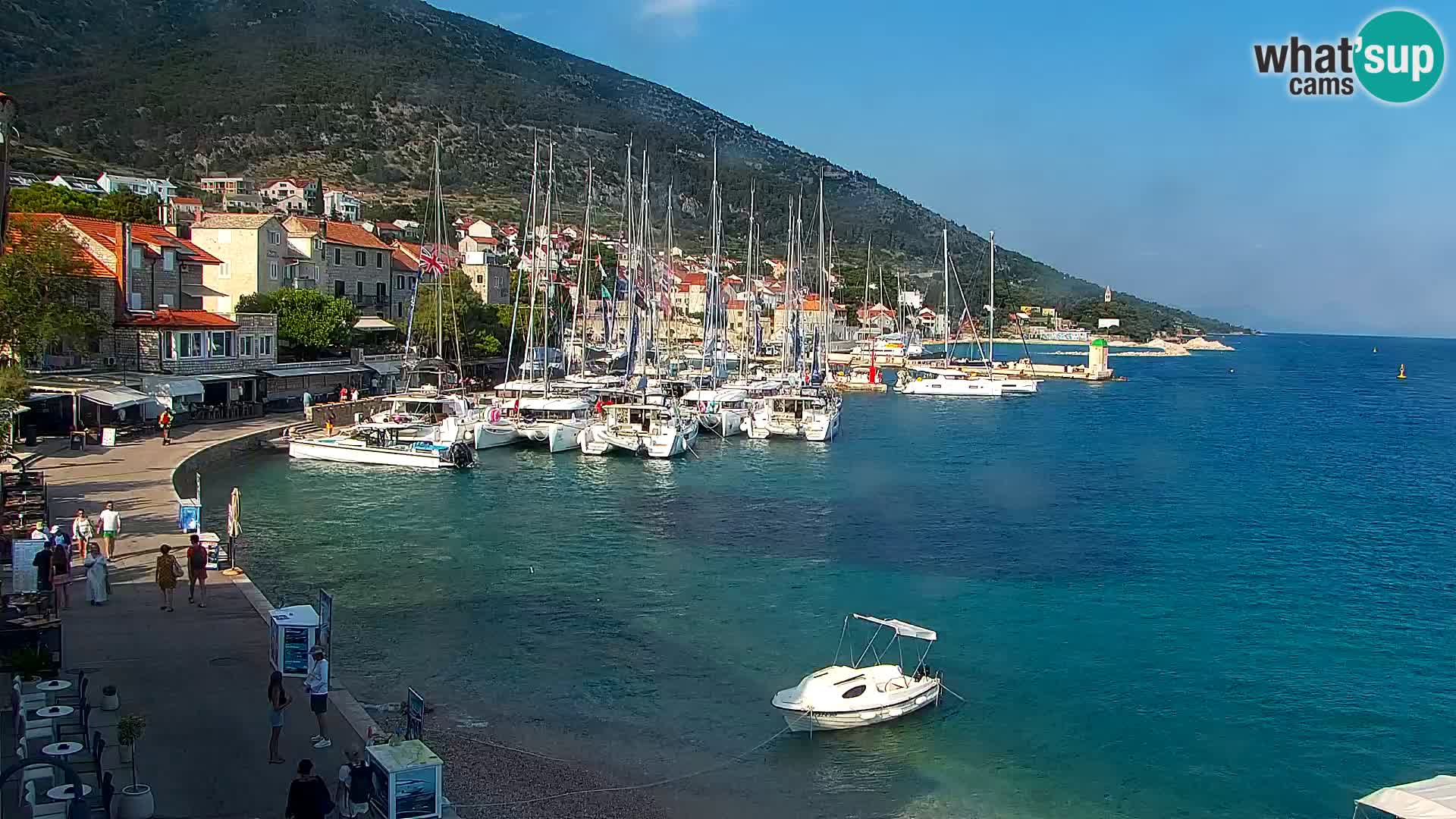 Webcam Bol Hafen & Ortszentrum – Liveblick aus Bol auf der Insel Brač