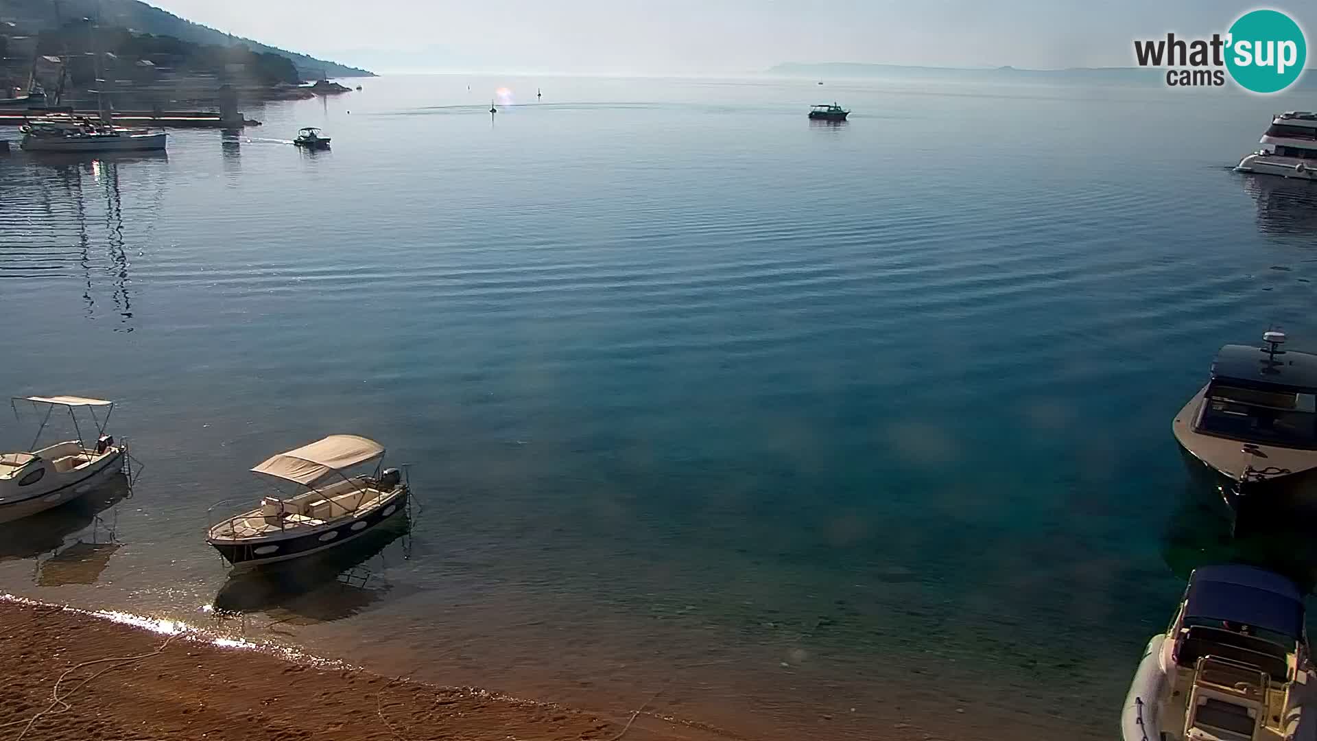 Webcam Bol Town Center & Marina – Live View from Bol, Brač