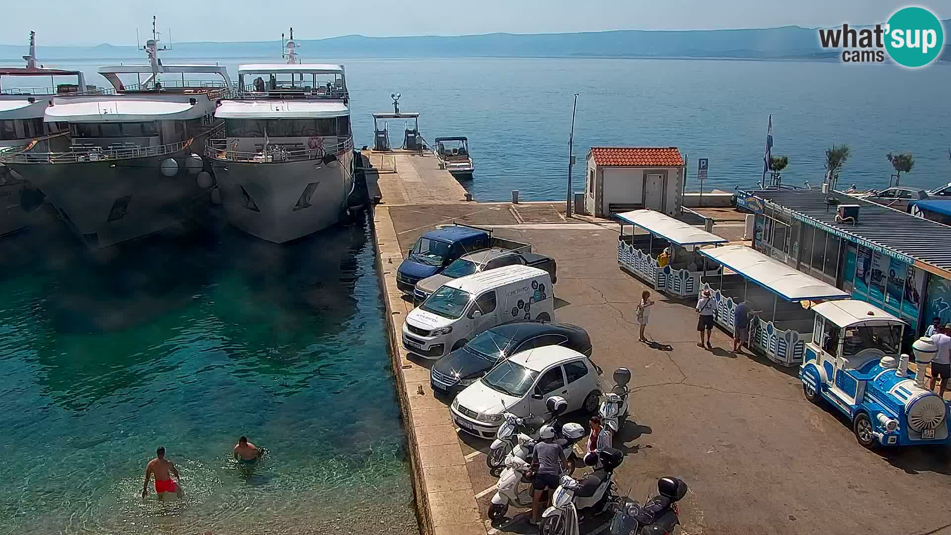 Webcam Bol Town Center & Marina – Live View from Bol, Brač