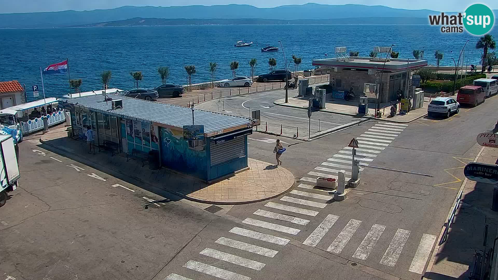 Webcam Bol Centro e Marina – Vista live dal porto di Bol