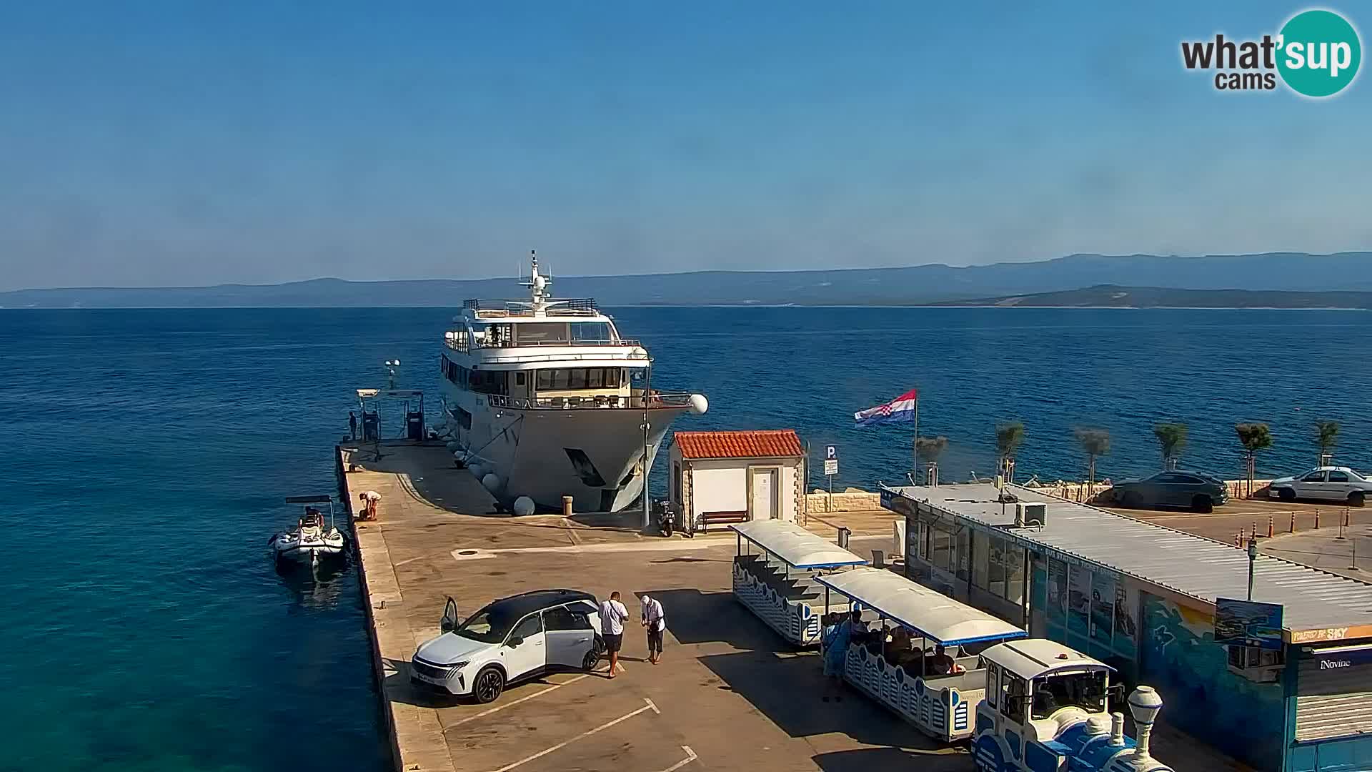 Webcam Bol Town Center & Marina – Live View from Bol, Brač