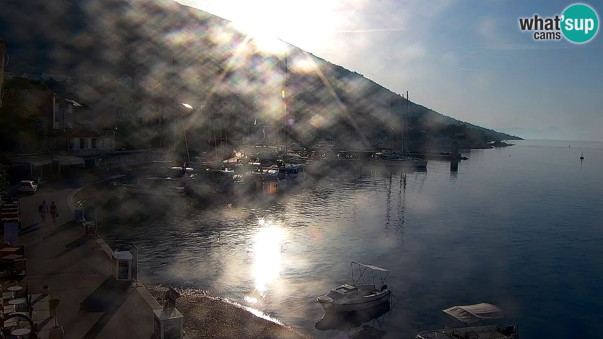Webcam Bol Town Center & Marina – Live View from Bol, Brač