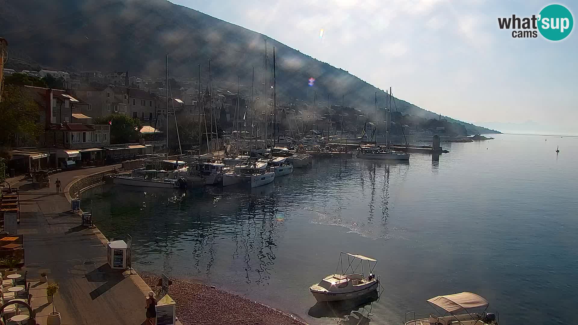 Webcam Bol Hafen & Ortszentrum – Liveblick aus Bol auf der Insel Brač