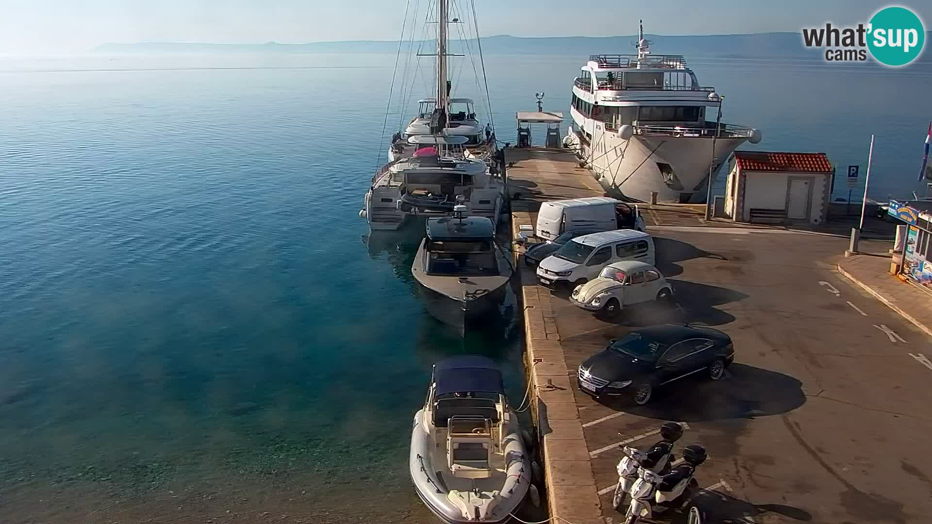 Webcam Bol Hafen & Ortszentrum – Liveblick aus Bol auf der Insel Brač