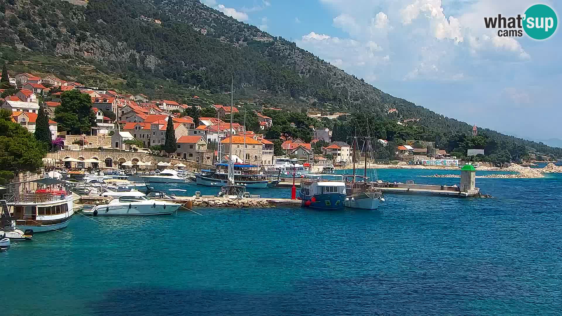 Webcam Bol Town Center & Marina – Live View from Bol, Brač