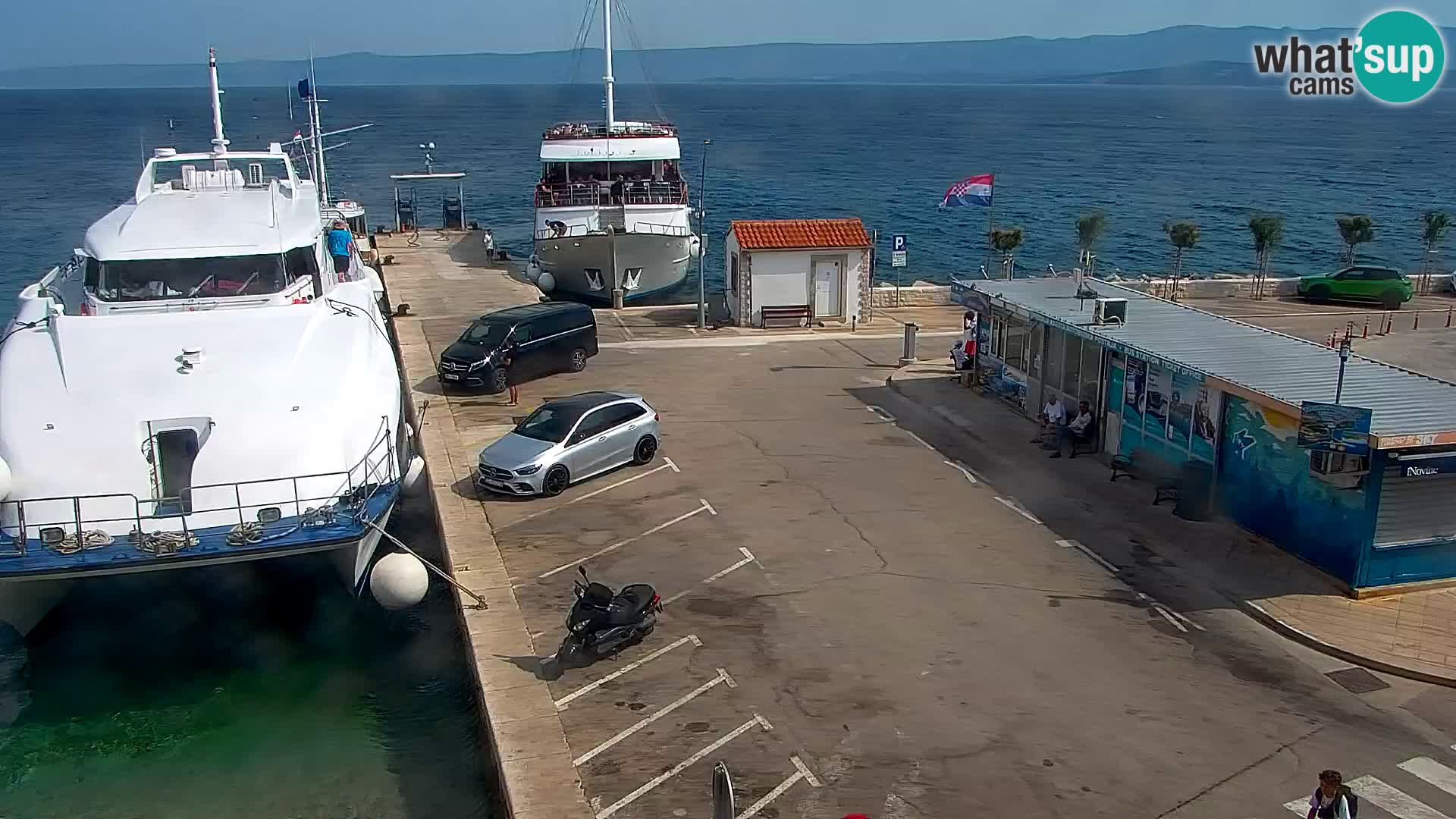 Webcam Bol Town Center & Marina – Live View from Bol, Brač