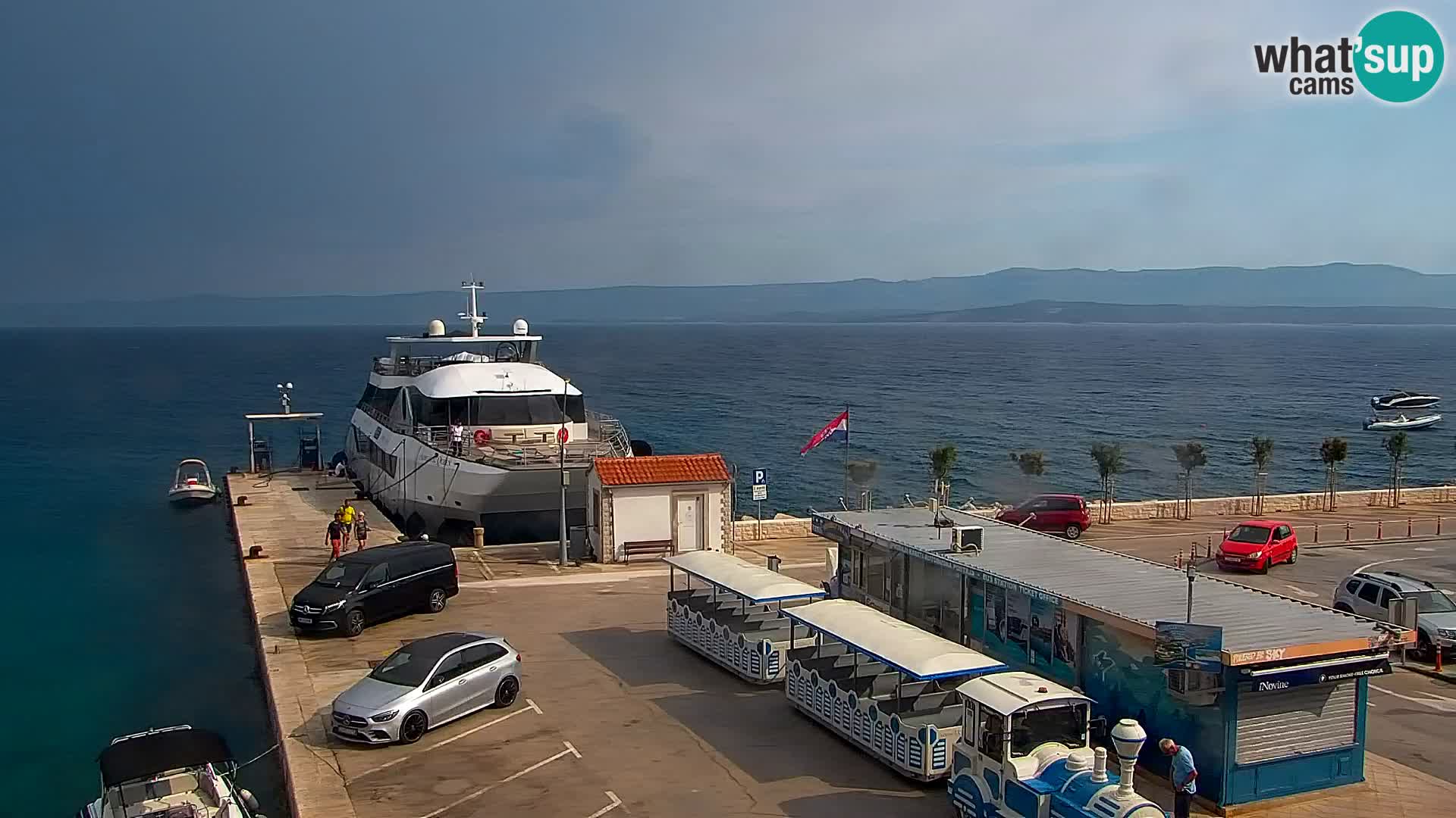 Webcam Bol Hafen & Ortszentrum – Liveblick aus Bol auf der Insel Brač