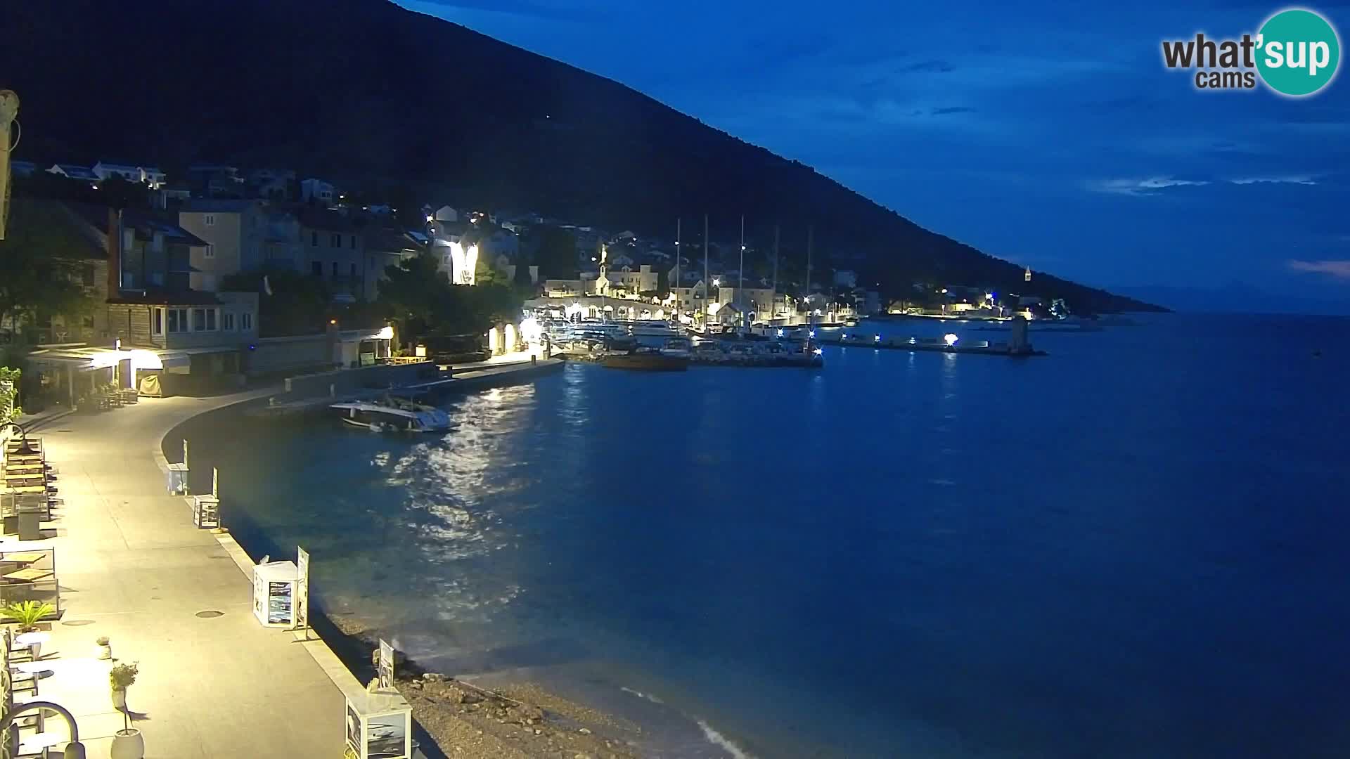 Webcam Bol Town Center & Marina – Live View from Bol, Brač