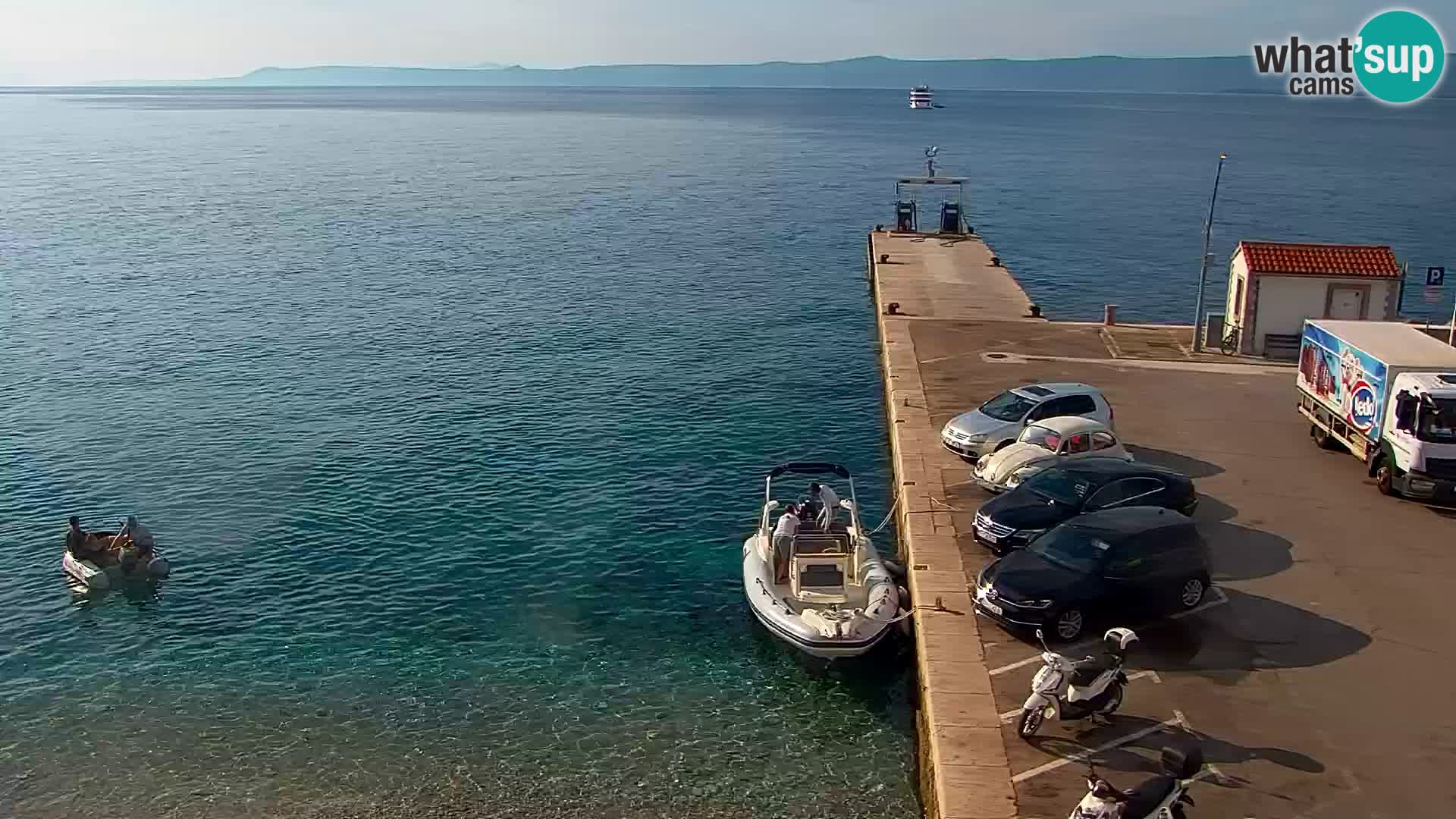 Webcam Bol Centro e Marina – Vista live dal porto di Bol