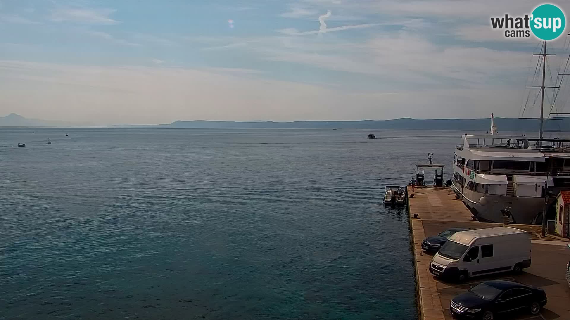 Webcam Bol Hafen & Ortszentrum – Liveblick aus Bol auf der Insel Brač