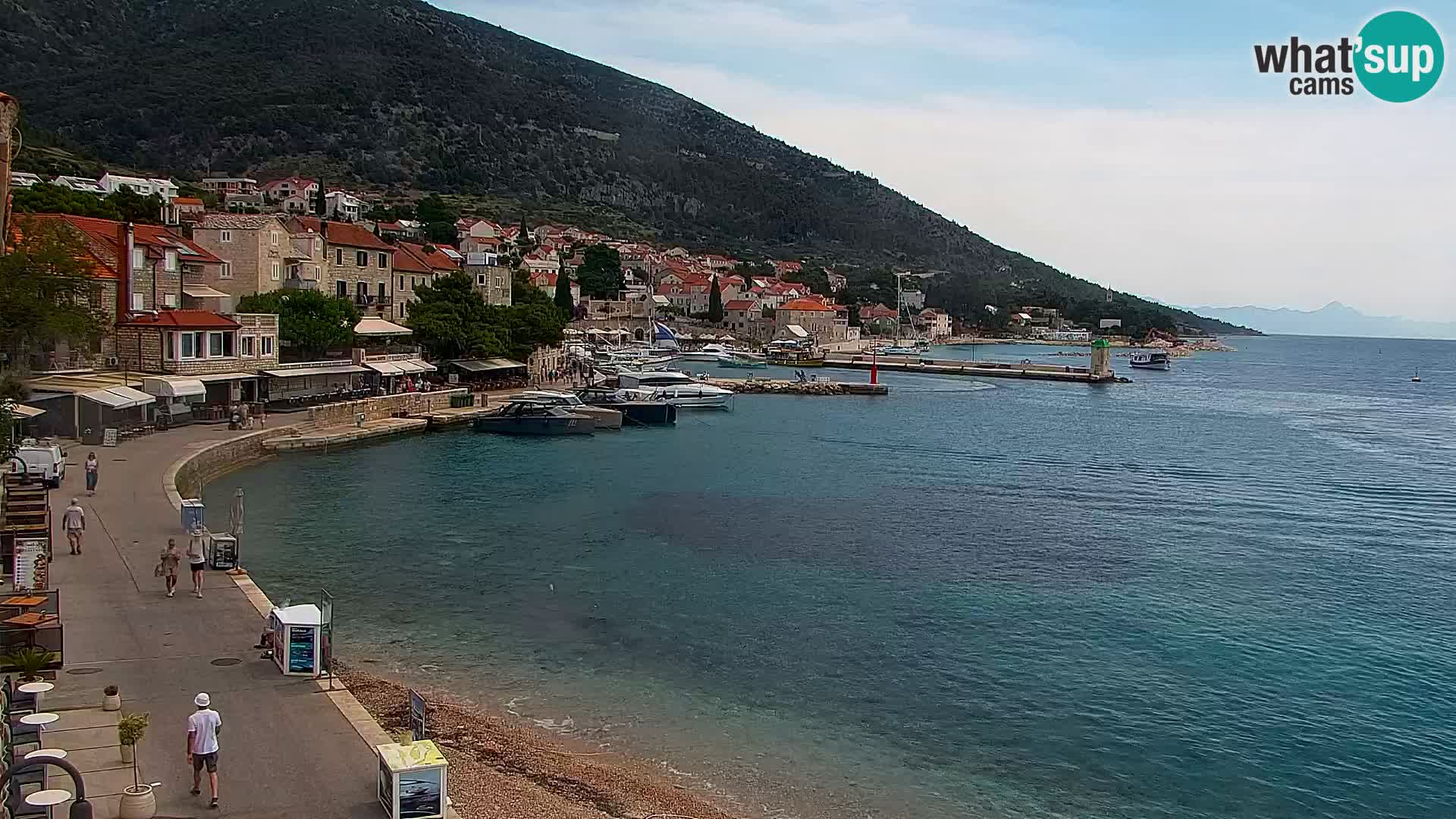 Webcam Bol Hafen & Ortszentrum – Liveblick aus Bol auf der Insel Brač