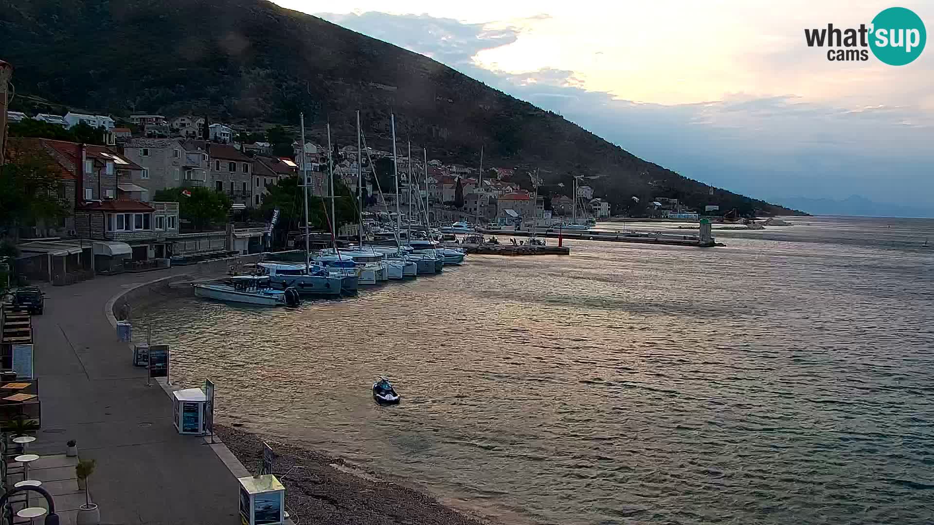 Webcam Bol Centre-Ville & Marina – Vue en direct depuis Bol, île de Brač