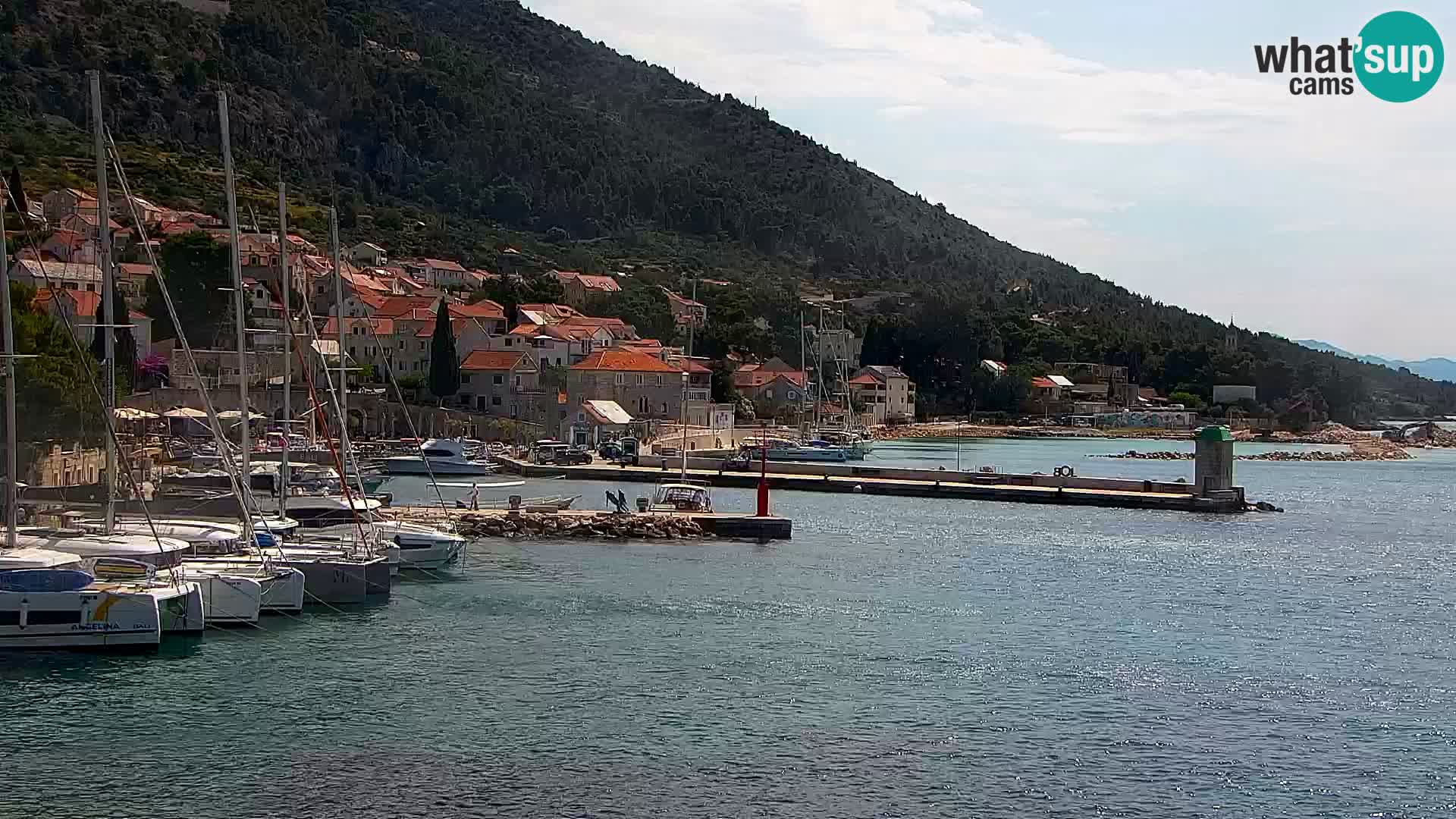 Webcam Bol Town Center & Marina – Live View from Bol, Brač