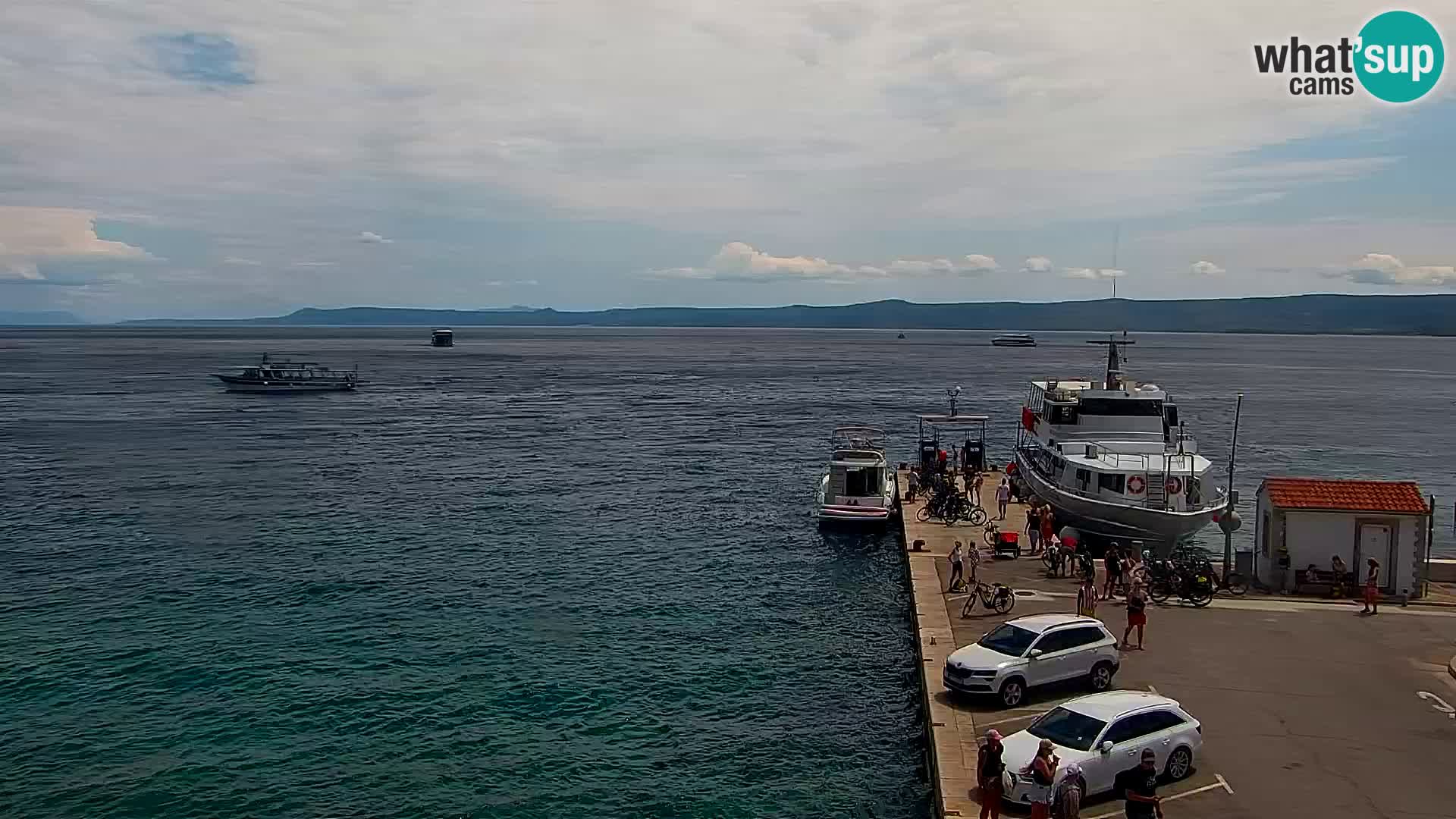 Webcam Bol Town Center & Marina – Live View from Bol, Brač