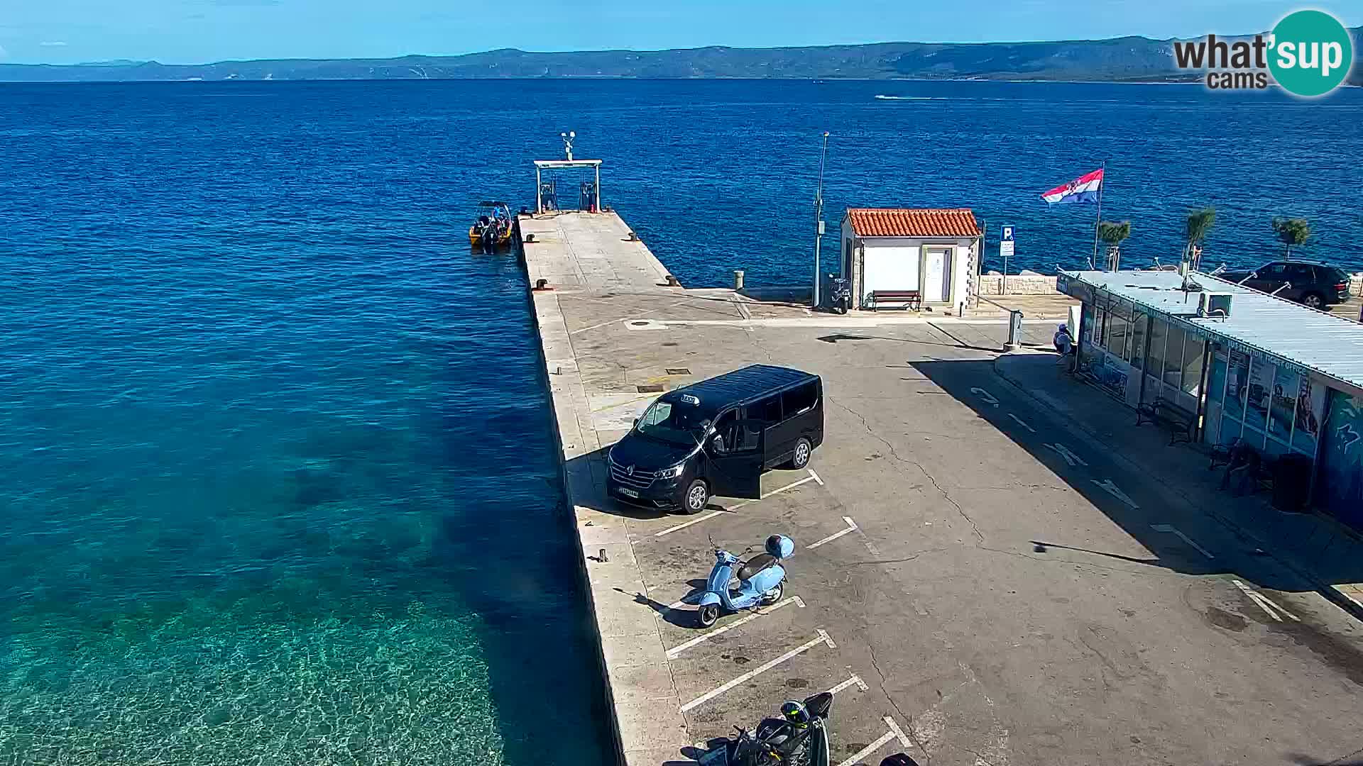 Webcam Bol Hafen & Ortszentrum – Liveblick aus Bol auf der Insel Brač