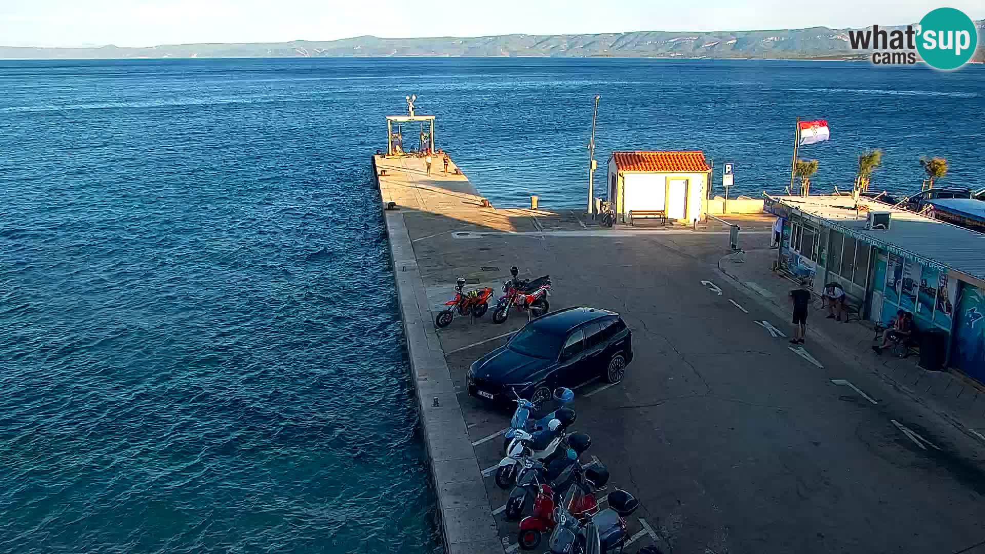 Webcam Bol Town Center & Marina – Live View from Bol, Brač