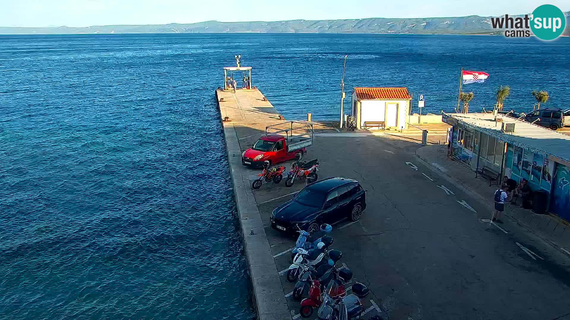 Webcam Bol Hafen & Ortszentrum – Liveblick aus Bol auf der Insel Brač