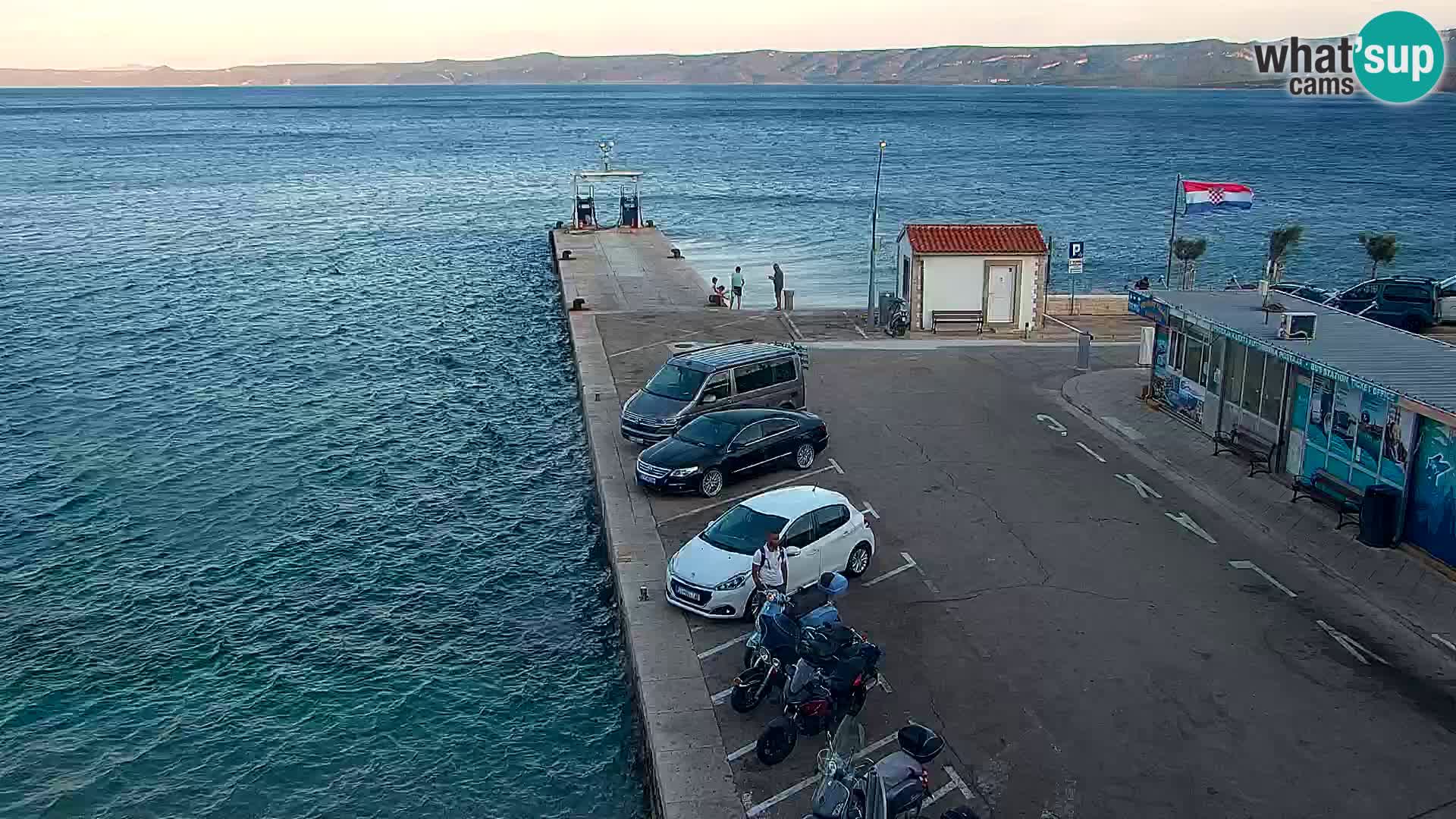 Webcam Bol Town Center & Marina – Live View from Bol, Brač