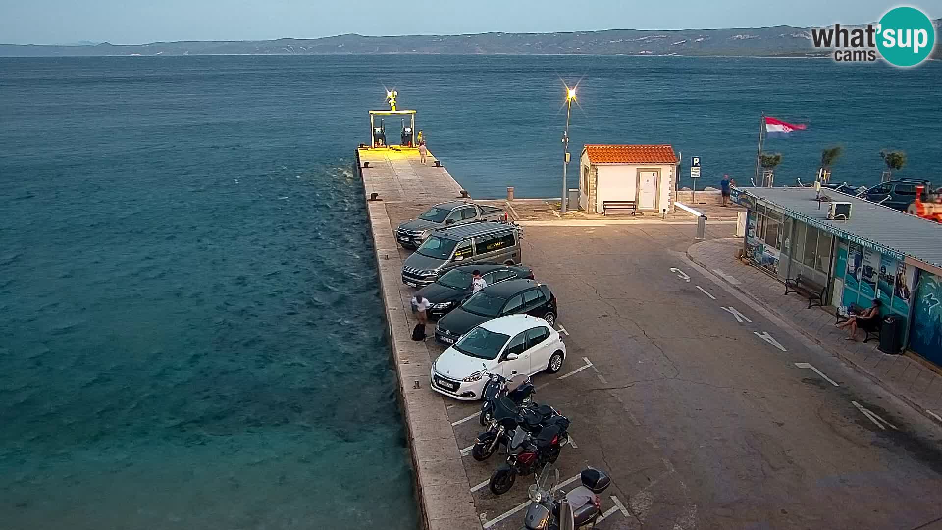 Webcam Bol Town Center & Marina – Live View from Bol, Brač