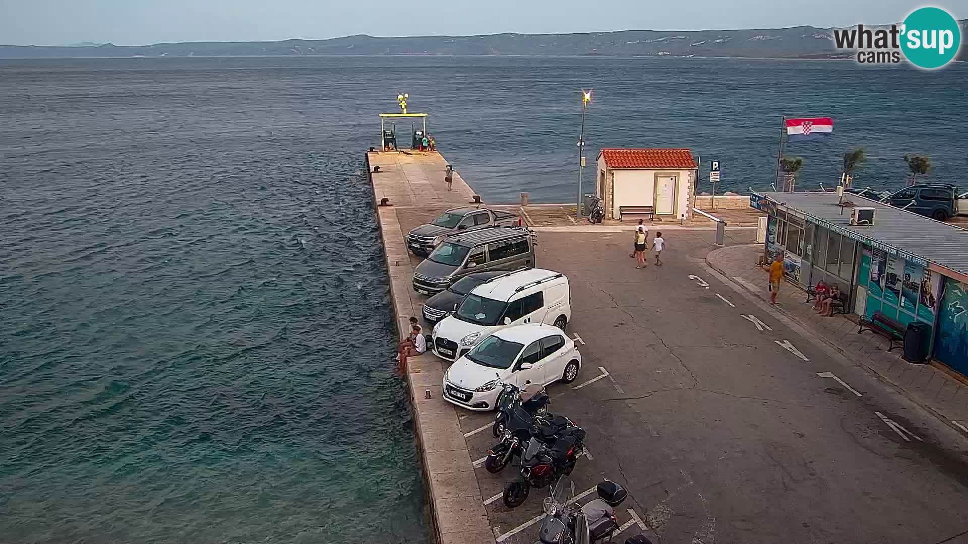 Webcam Bol Hafen & Ortszentrum – Liveblick aus Bol auf der Insel Brač