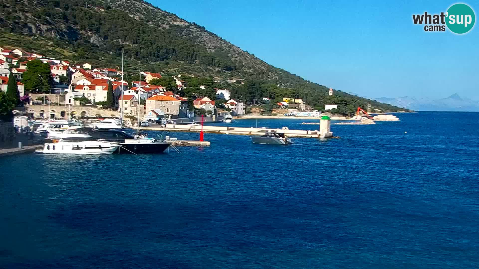 Webcam Bol Town Center & Marina – Live View from Bol, Brač