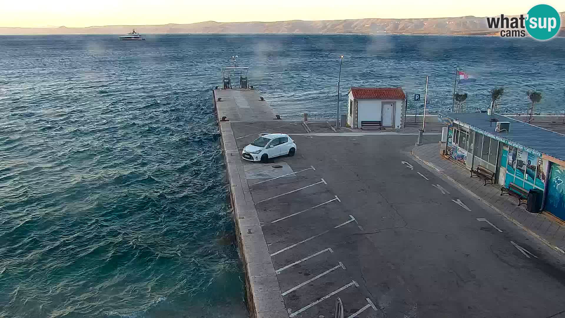 Webcam Bol Town Center & Marina – Live View from Bol, Brač