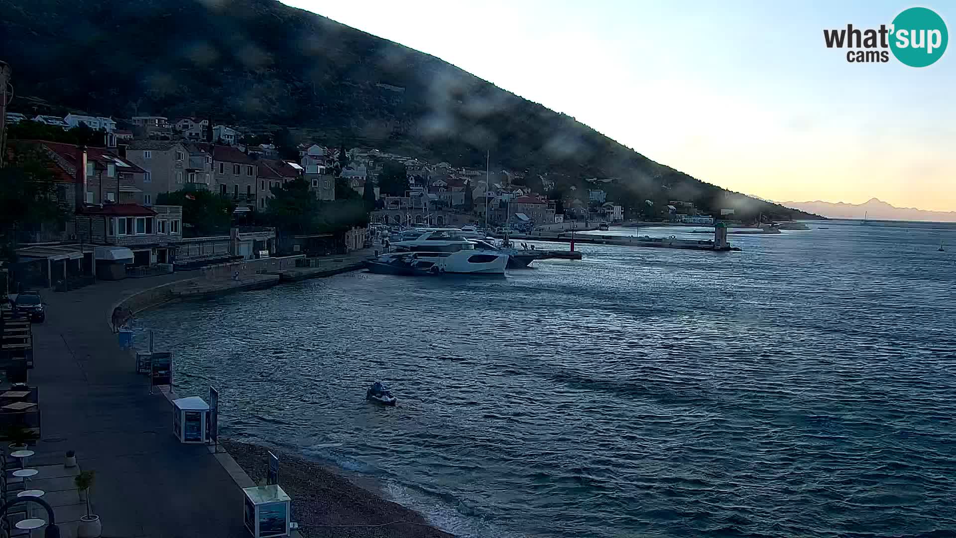Webcam Bol centre-ville & marina – Vue en direct depuis Bol, île de Brač