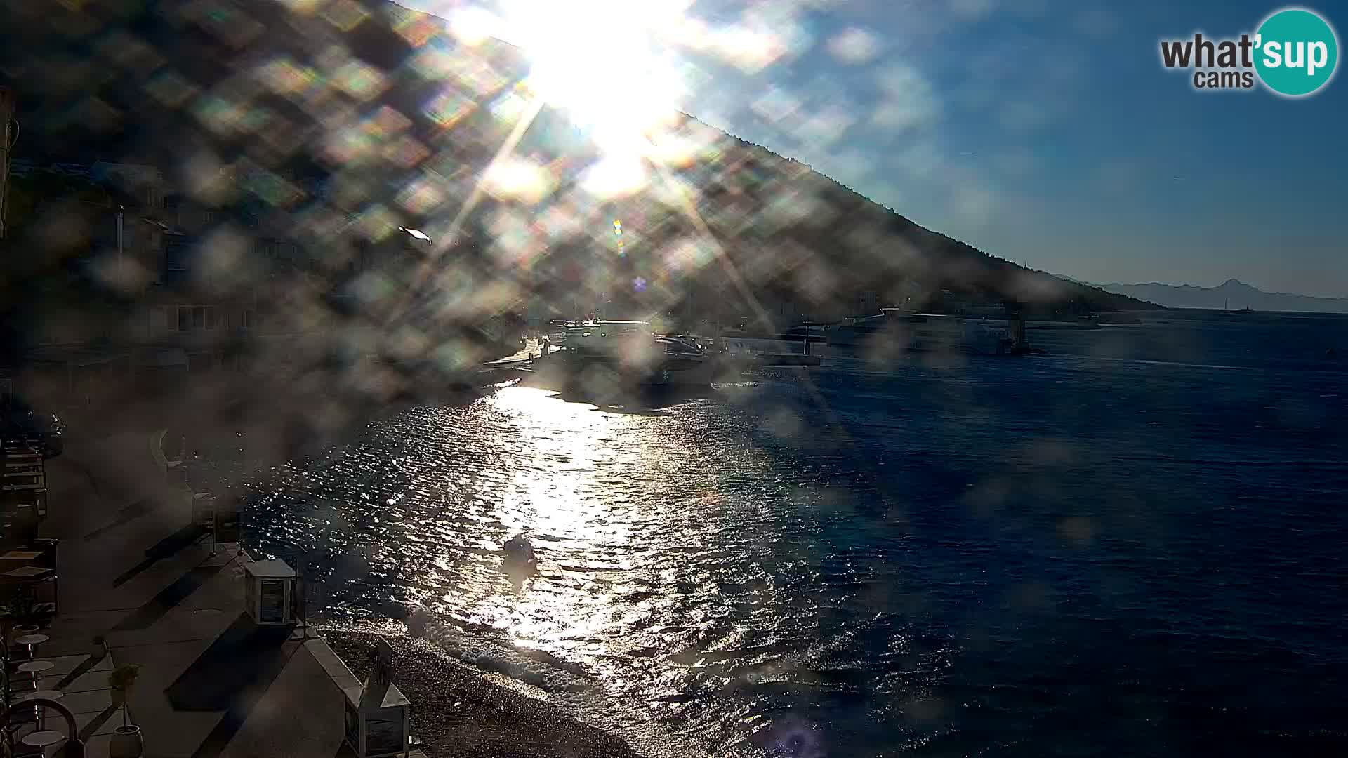 Webcam Bol Centro e Marina – Vista live dal porto di Bol