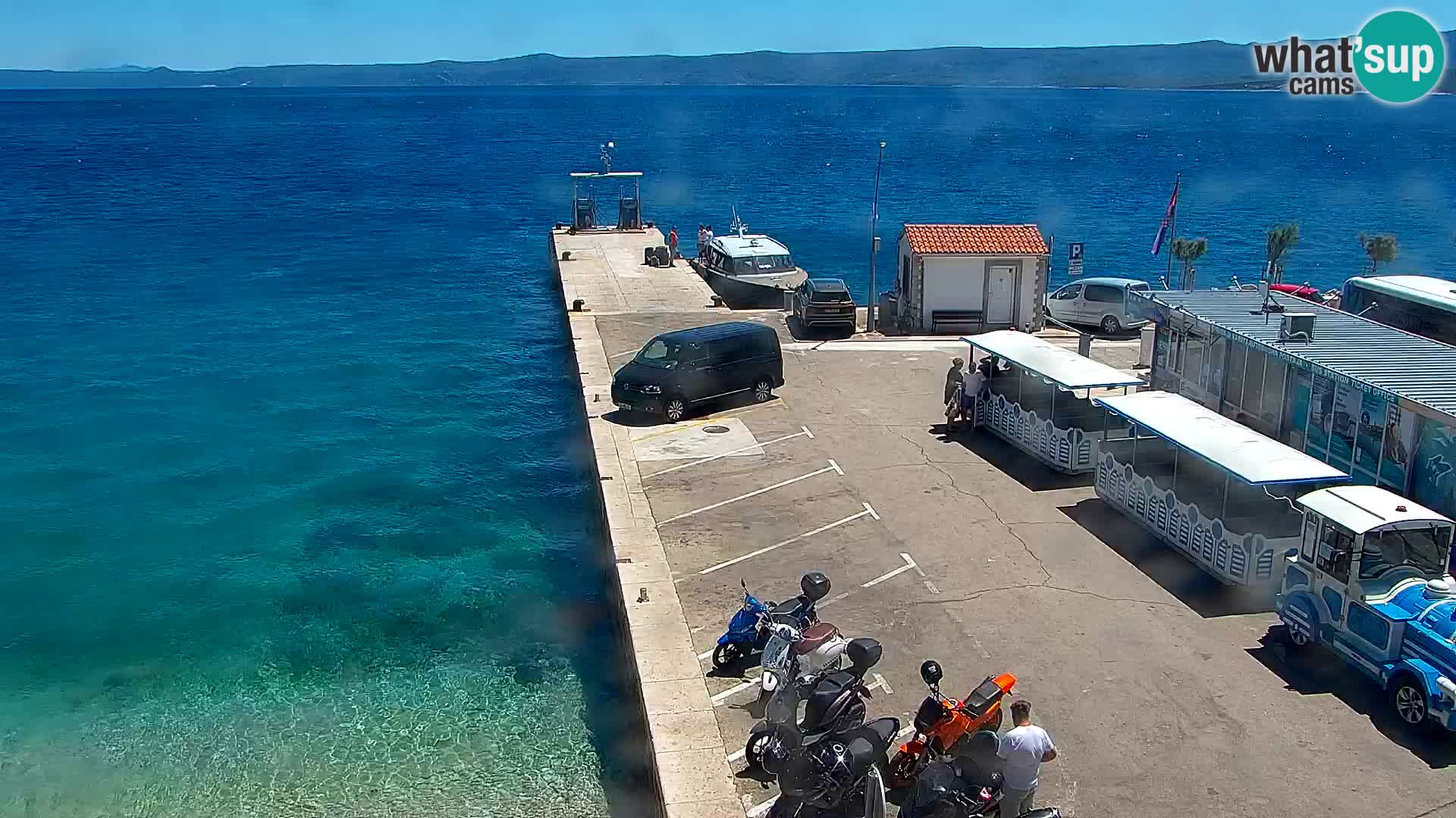 Webcam Bol Town Center & Marina – Live View from Bol, Brač