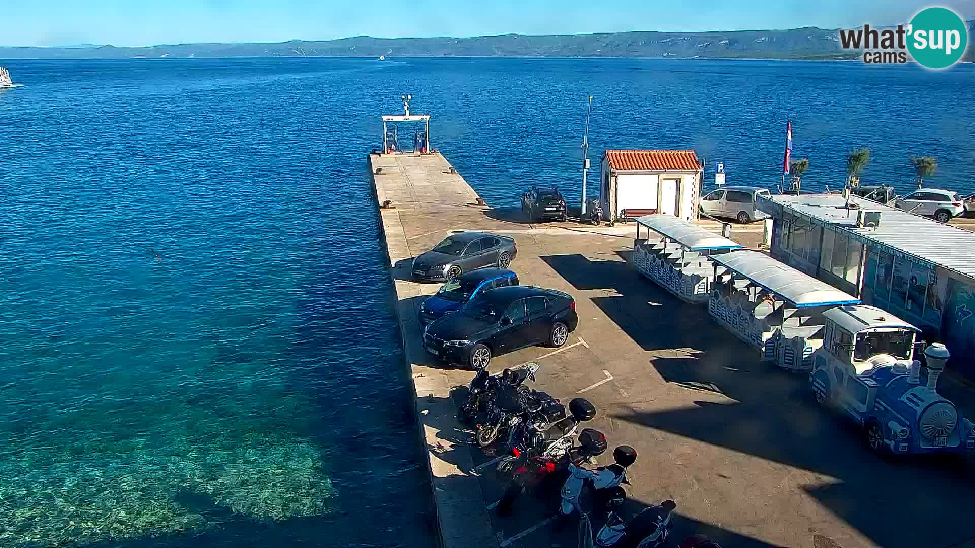 Webcam Bol Hafen & Ortszentrum – Liveblick aus Bol auf der Insel Brač
