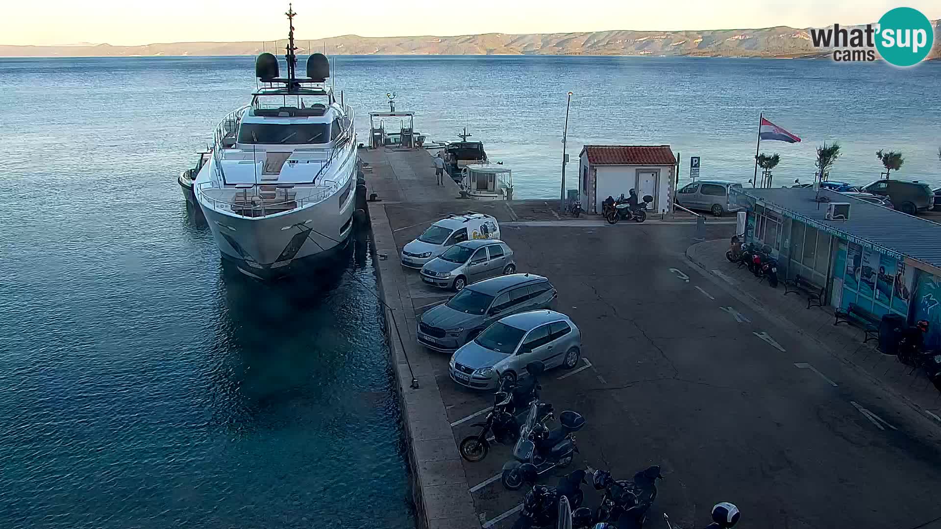 Webcam Bol centre-ville & marina – Vue en direct depuis Bol, île de Brač