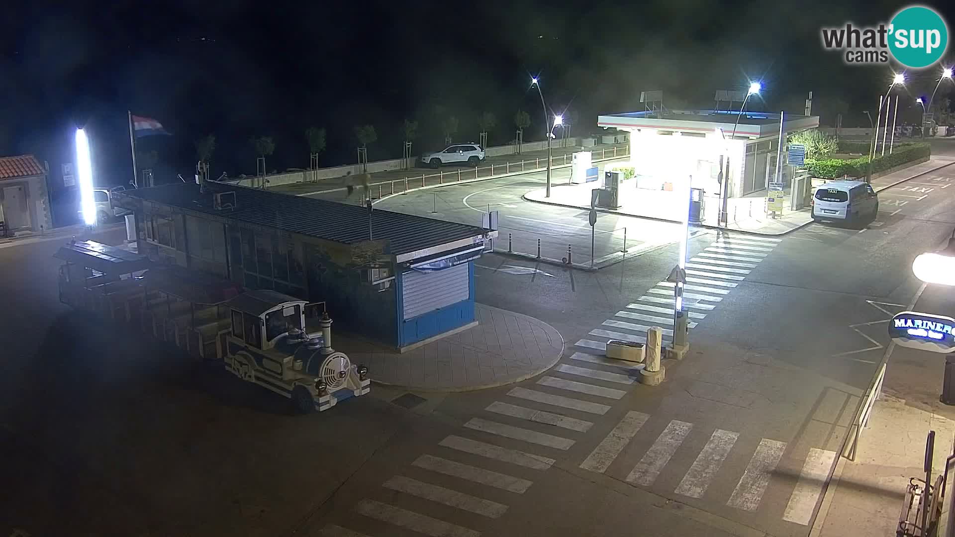 Webcam Bol Centro e Marina – Vista live dal porto di Bol