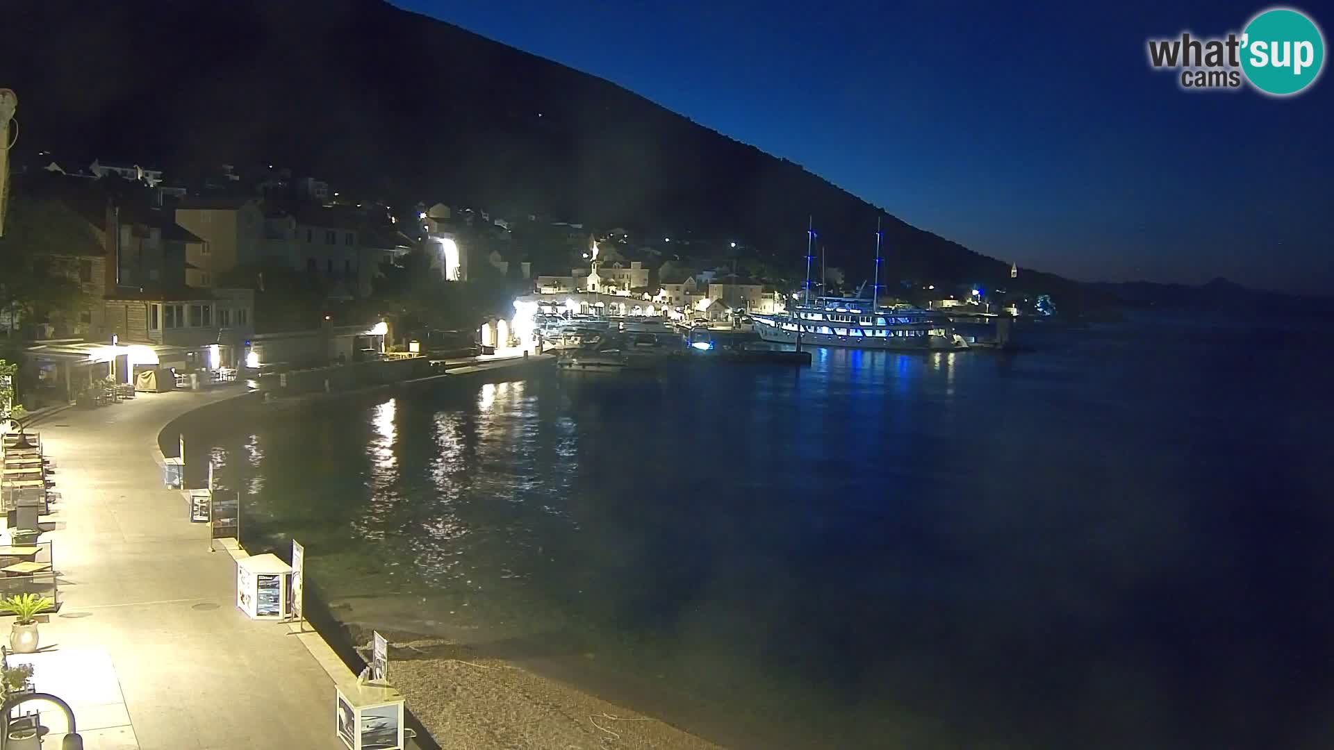 Webcam Bol Town Center & Marina – Live View from Bol, Brač