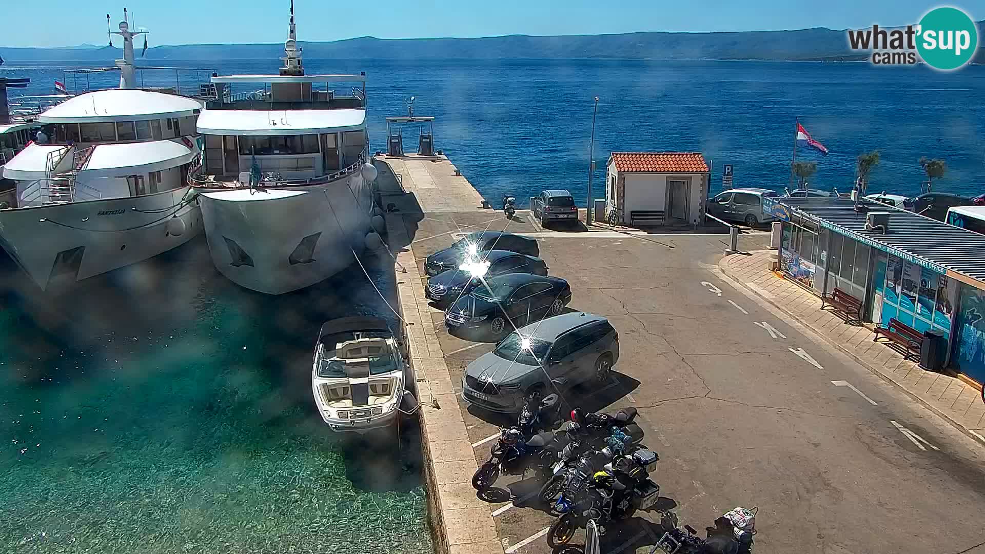 Webcam Bol Centre-Ville & Marina – Vue en direct depuis Bol, île de Brač