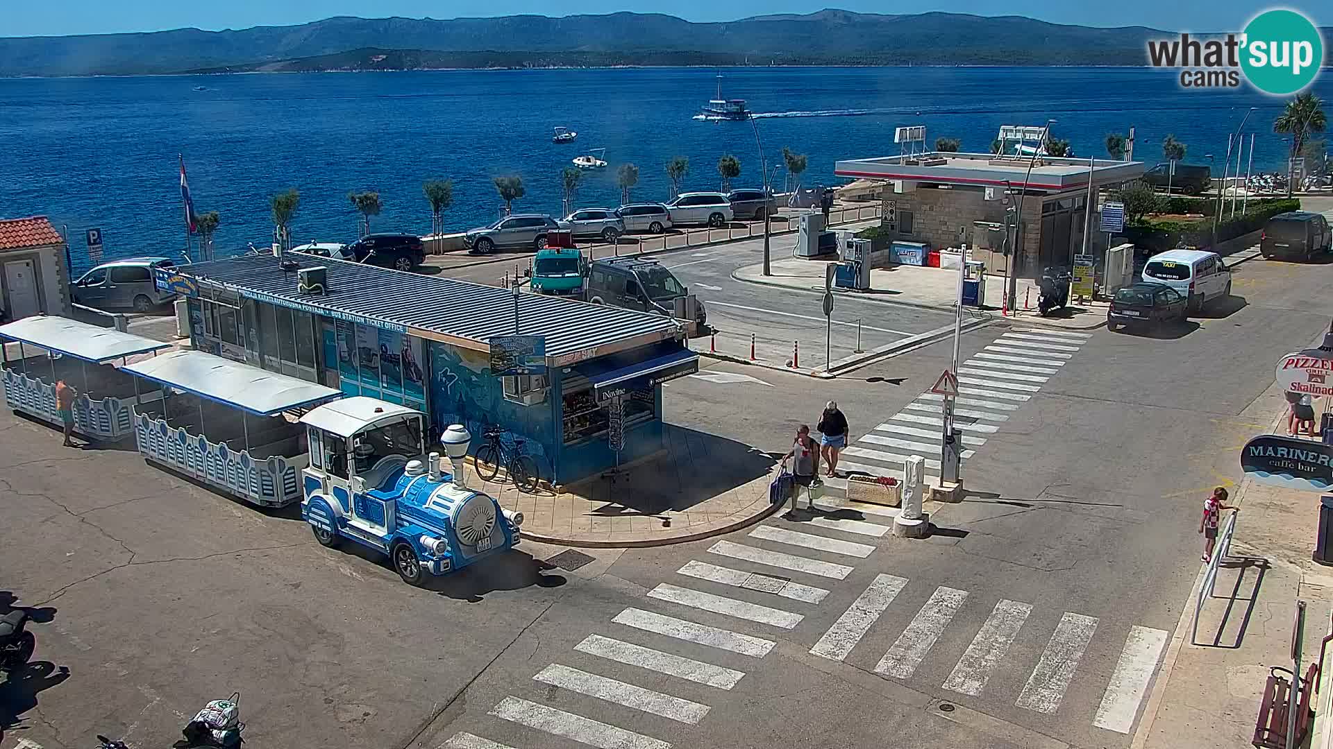 Webcam Bol Centro e Marina – Vista live dal porto di Bol