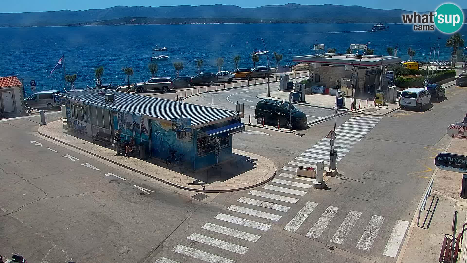 Webcam Bol Centro e Marina – Vista live dal porto di Bol