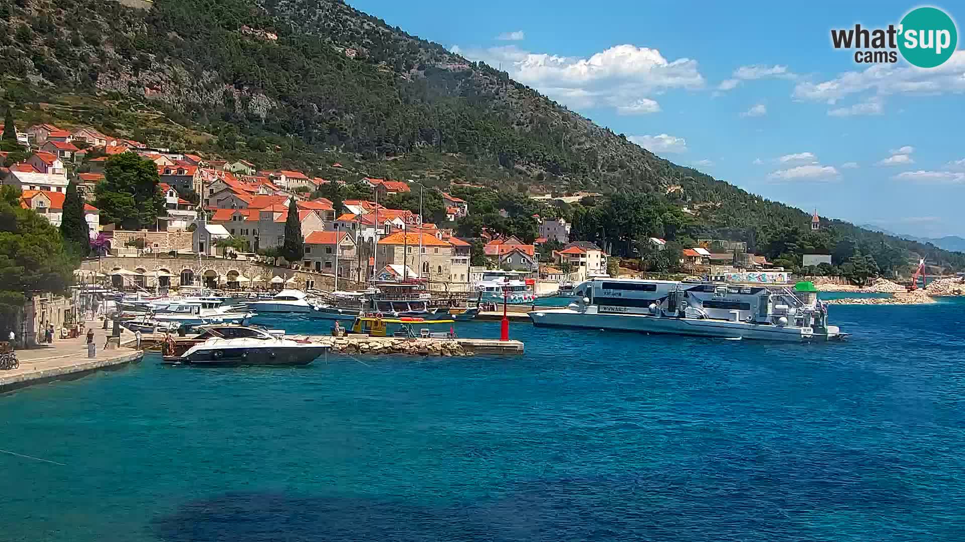 Webcam Bol Town Center & Marina – Live View from Bol, Brač