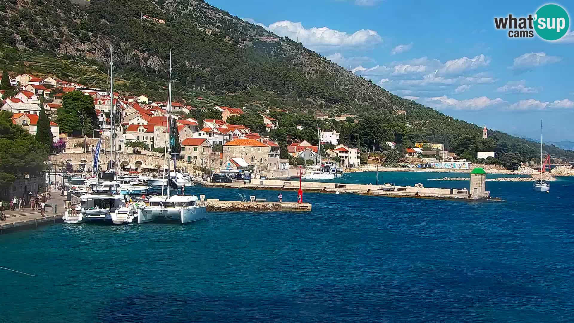 Webcam Bol Town Center & Marina – Live View from Bol, Brač