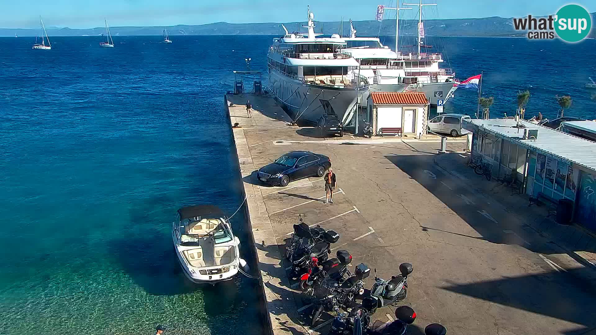 Webcam Bol Centre-Ville & Marina – Vue en direct depuis Bol, île de Brač