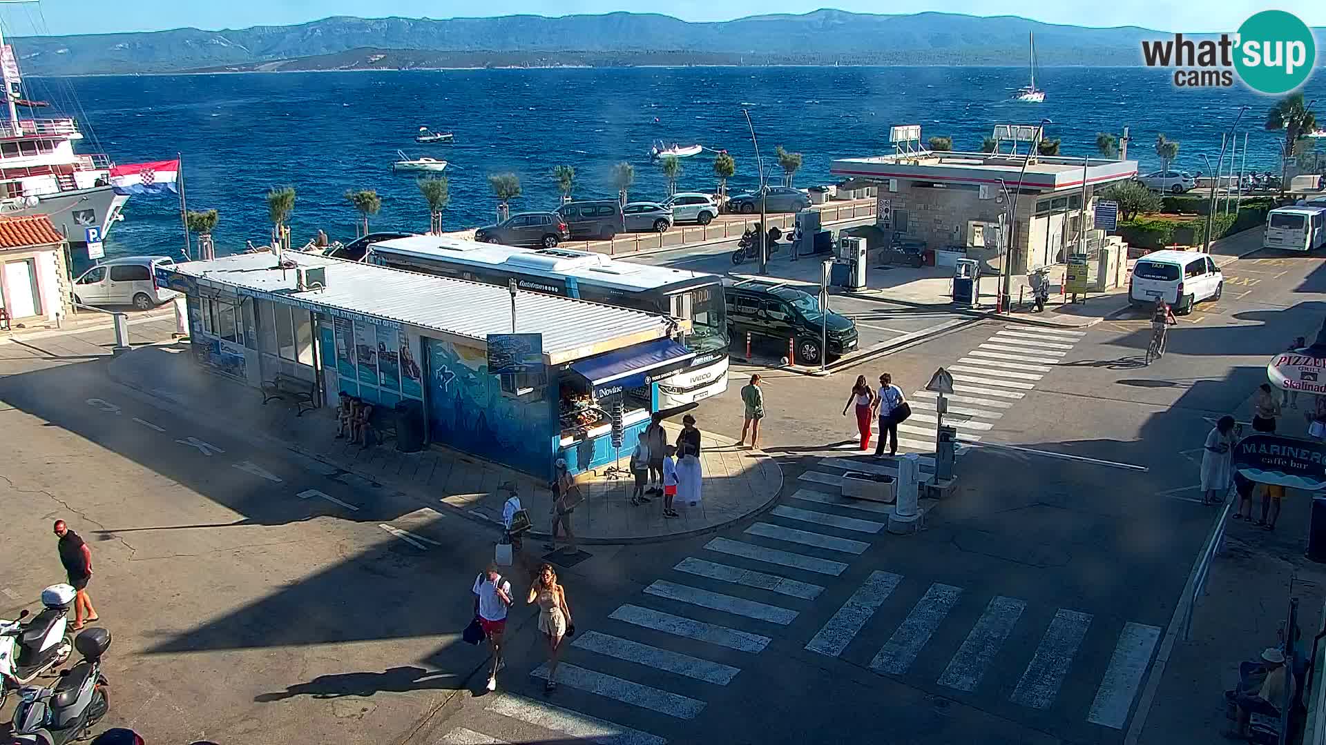 Webcam Bol Hafen & Ortszentrum – Liveblick aus Bol auf der Insel Brač
